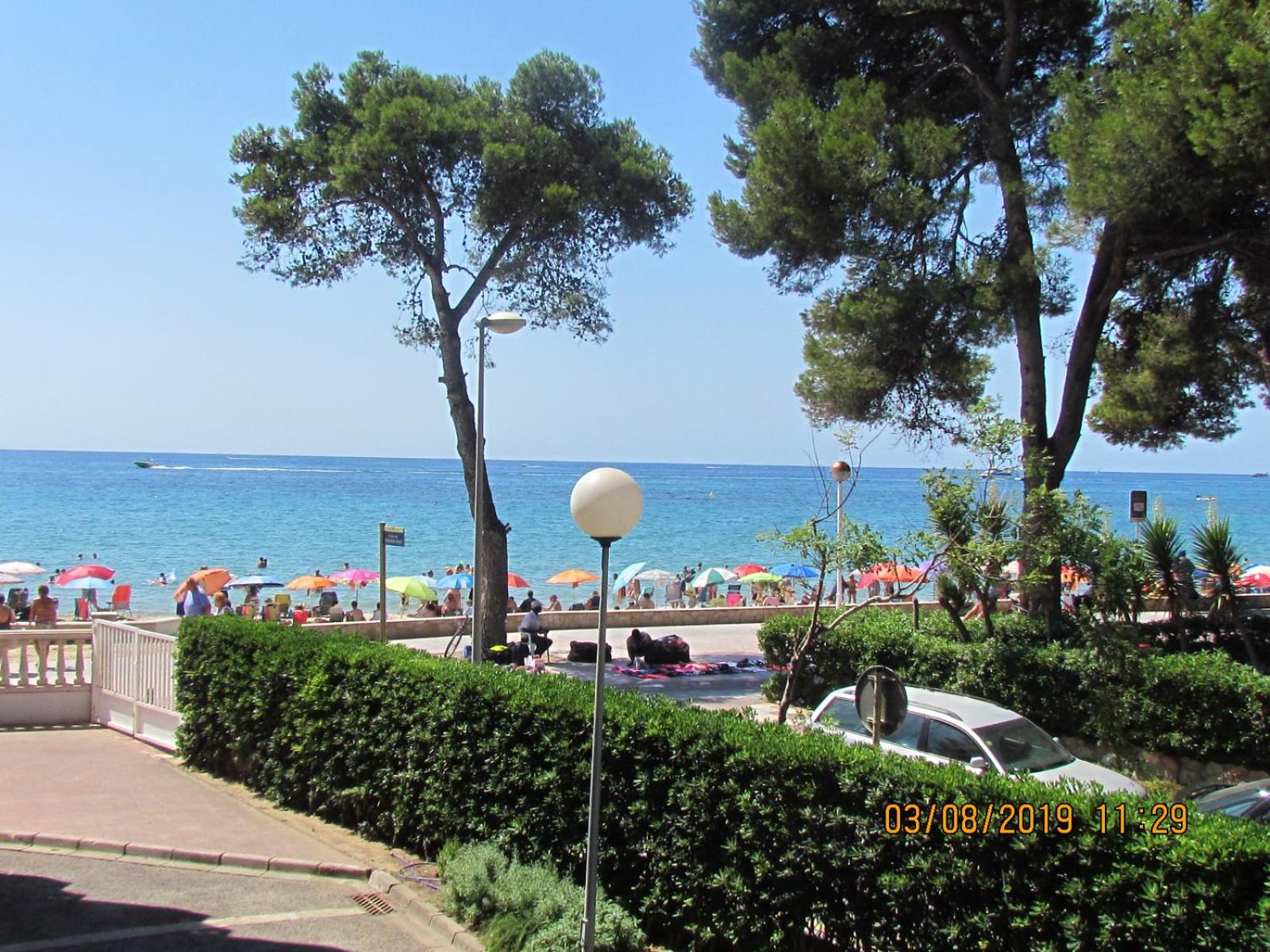 Apartamentos Alquihouse Vilafortuny view 4