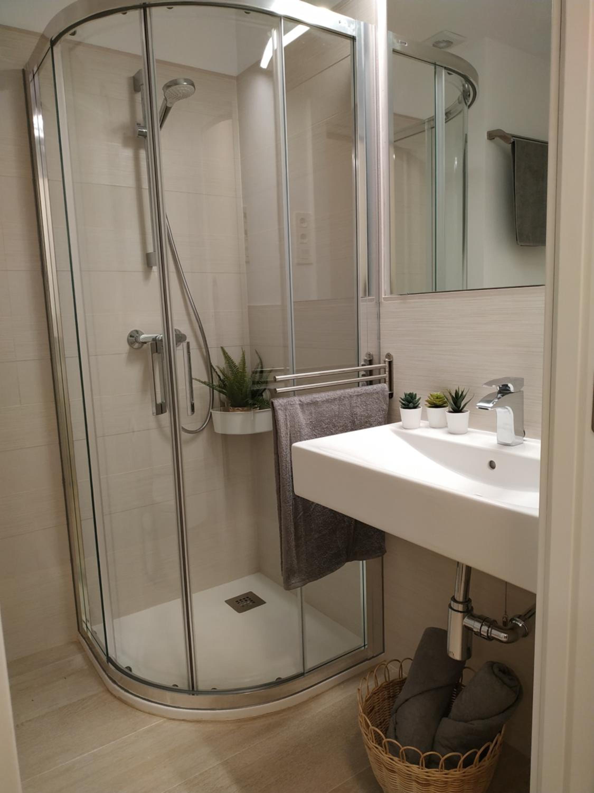 Apartamento en el centro a 3 minutos de calle Larios Apartment in the city center, 3 minutes from Larios Street