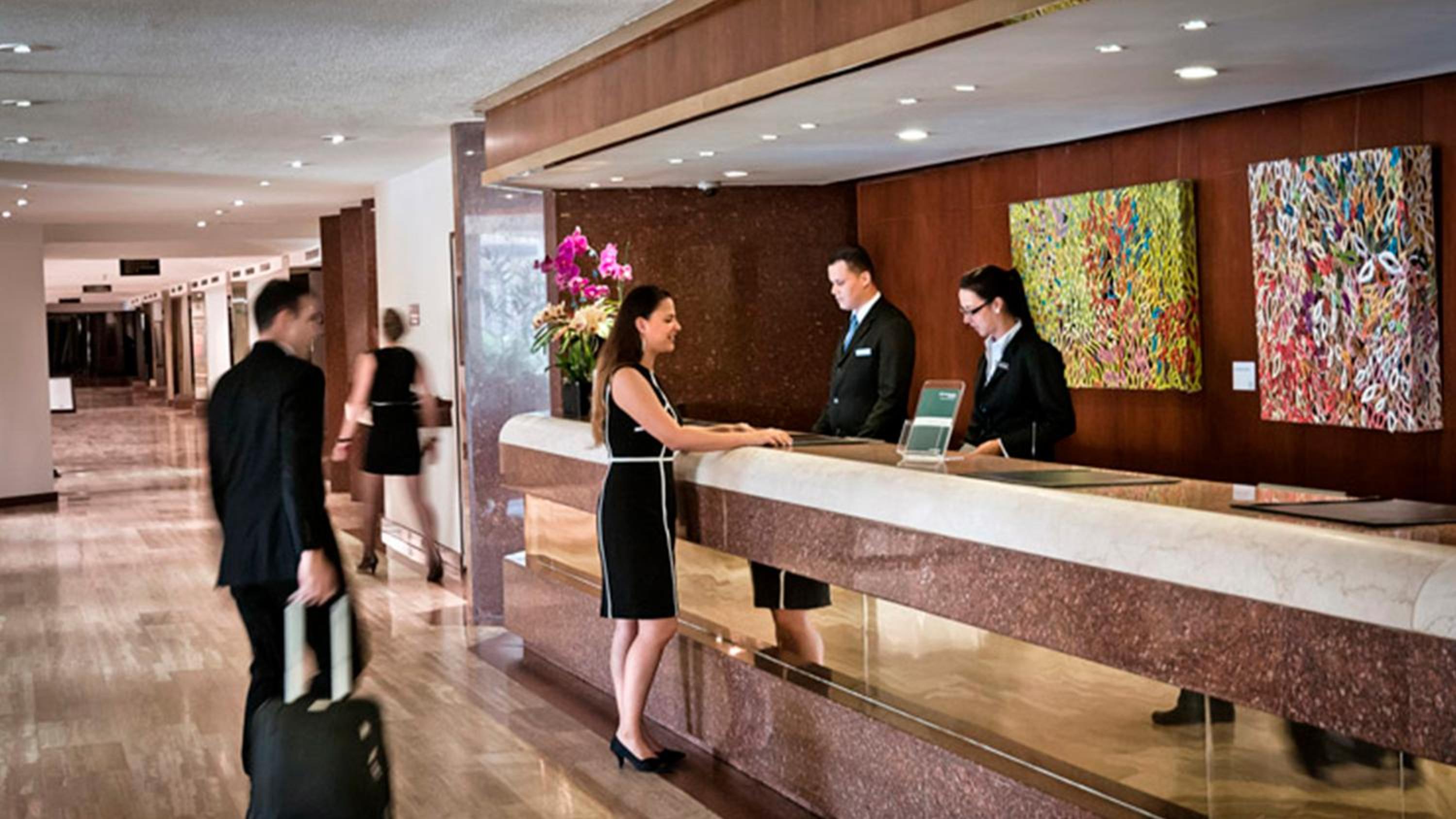 Lobby & Reception