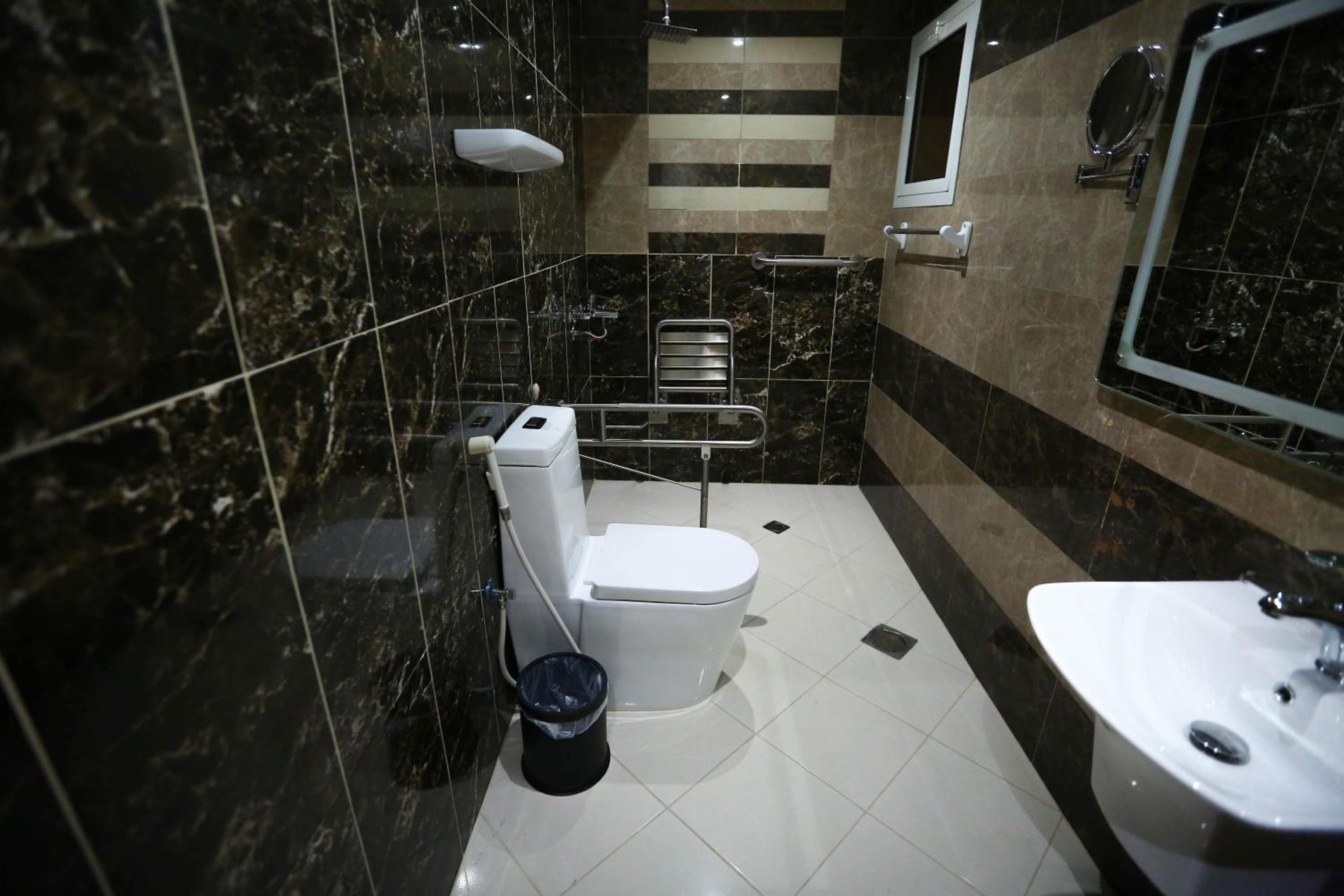 Bait Aldiyafah Hotel Apartments view 2