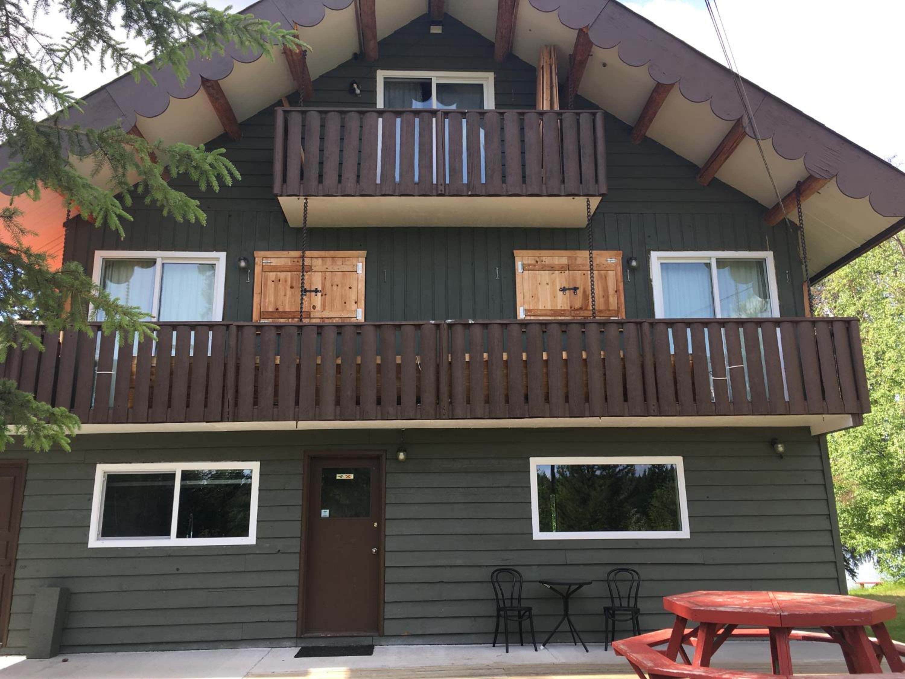 Ruth Lake Lodge Resort view 2