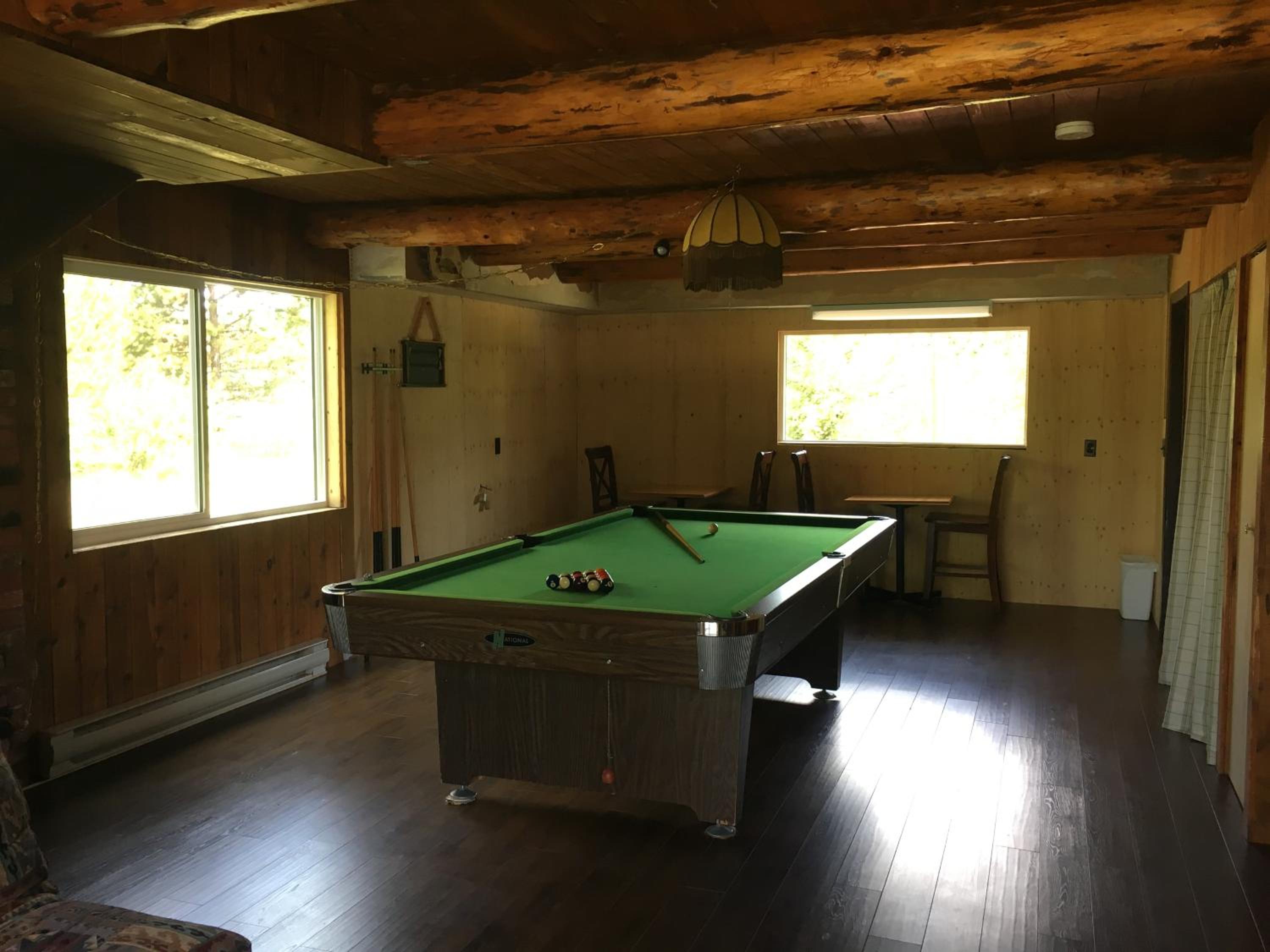 Ruth Lake Lodge Resort