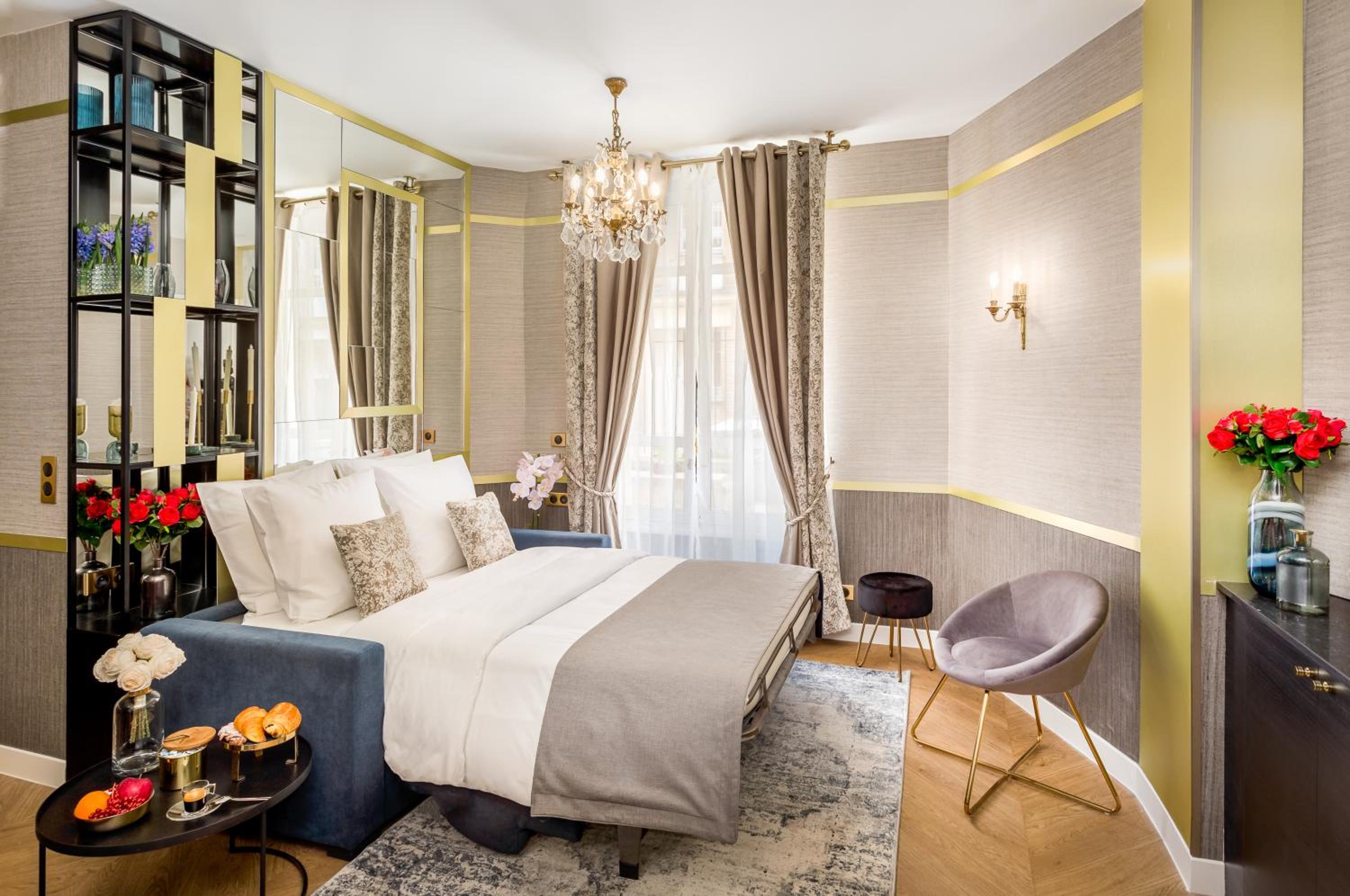 Luxury 2 Bedroom 2 Bathroom With AC -Eiffel Tower