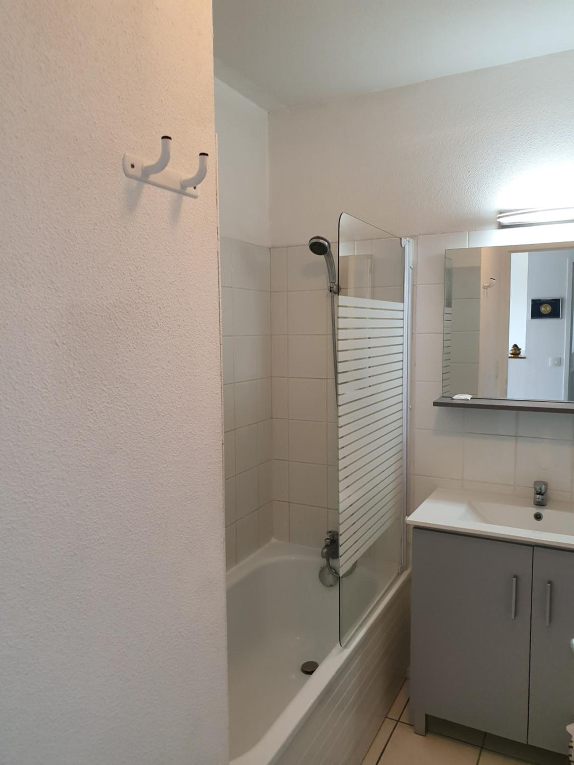 Appartement Golf et Nivelle avec piscine et parking view 4