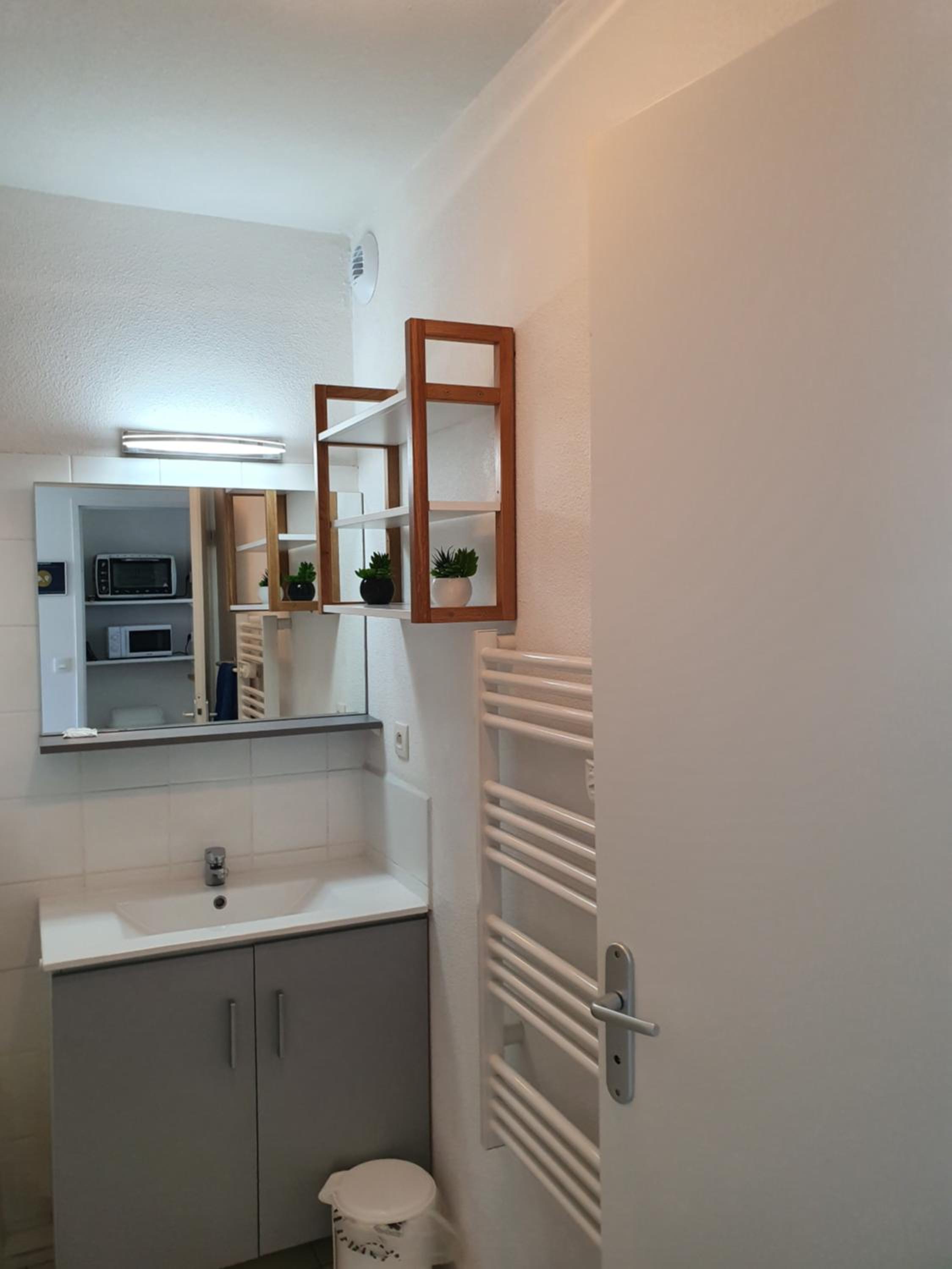 Appartement Golf et Nivelle avec piscine et parking