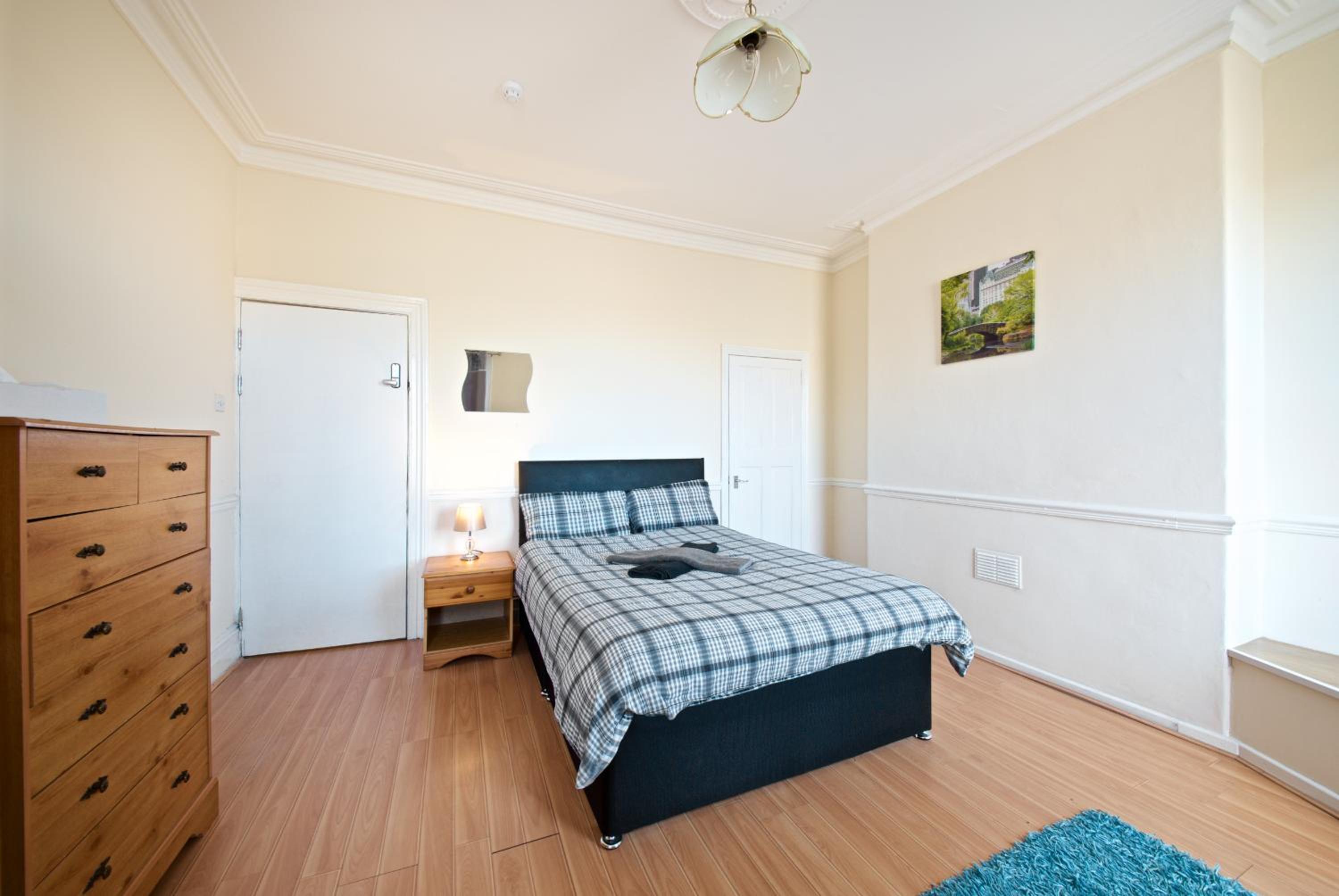 Liverpool City Stays - Lawrence Road BB1