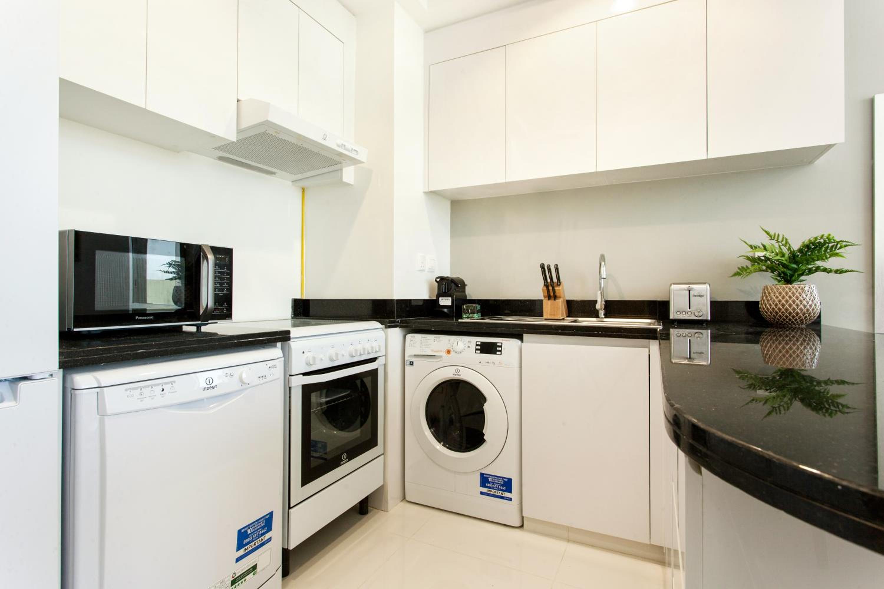 Staycae Holiday Homes - Tower 108