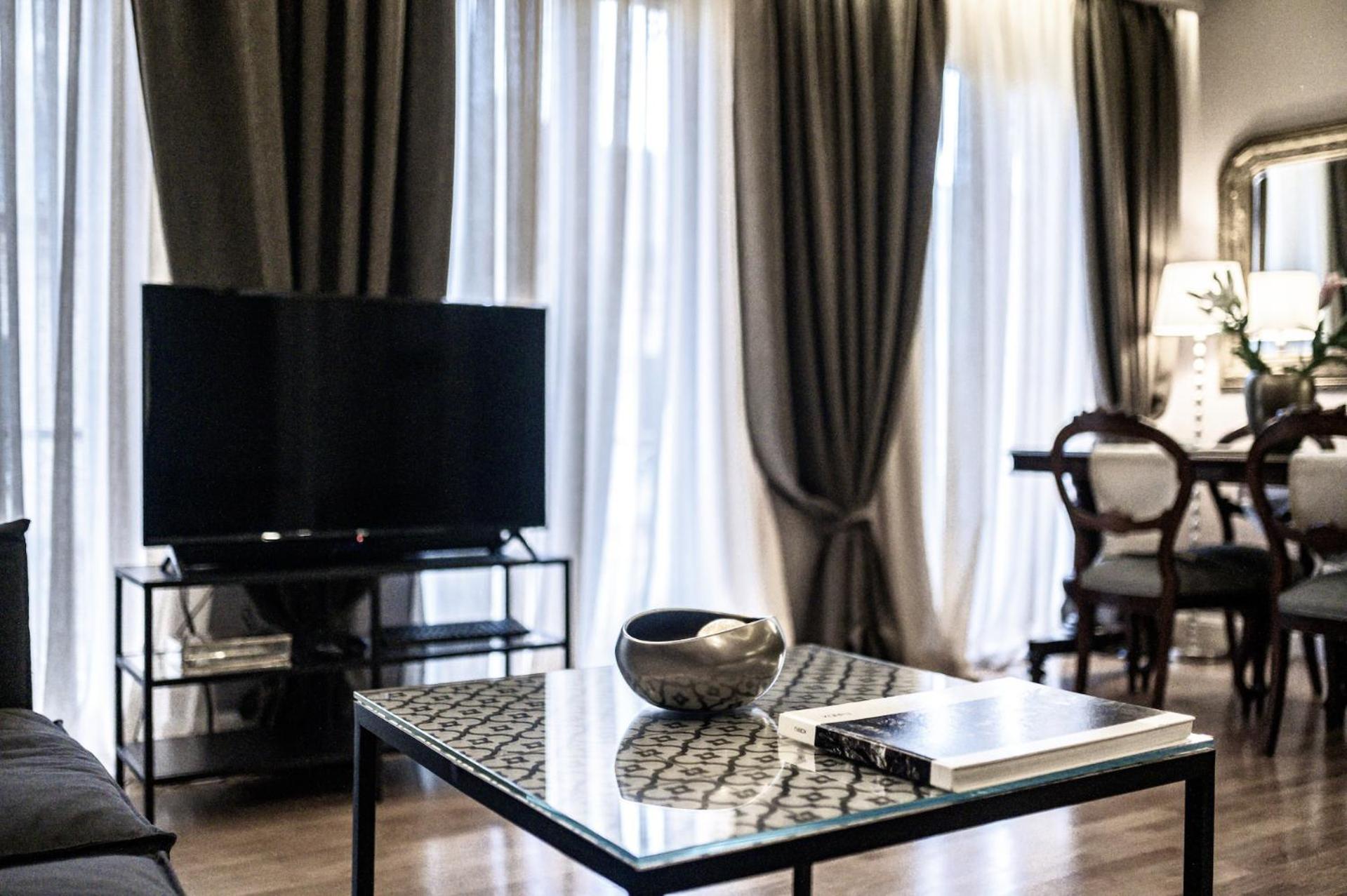 Opus 5 Luxury Apartment in Liston Corfu