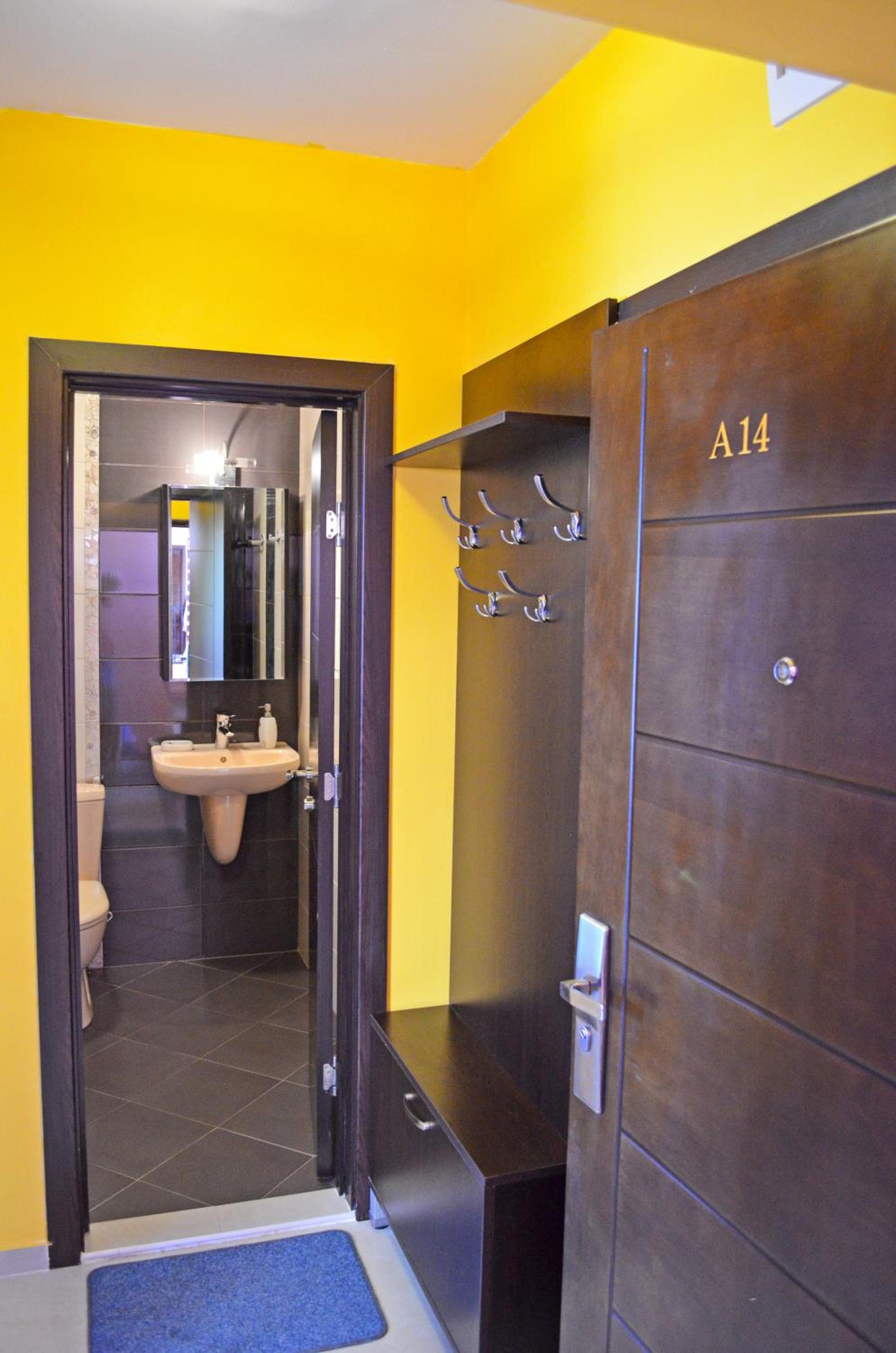 Akra Apartments