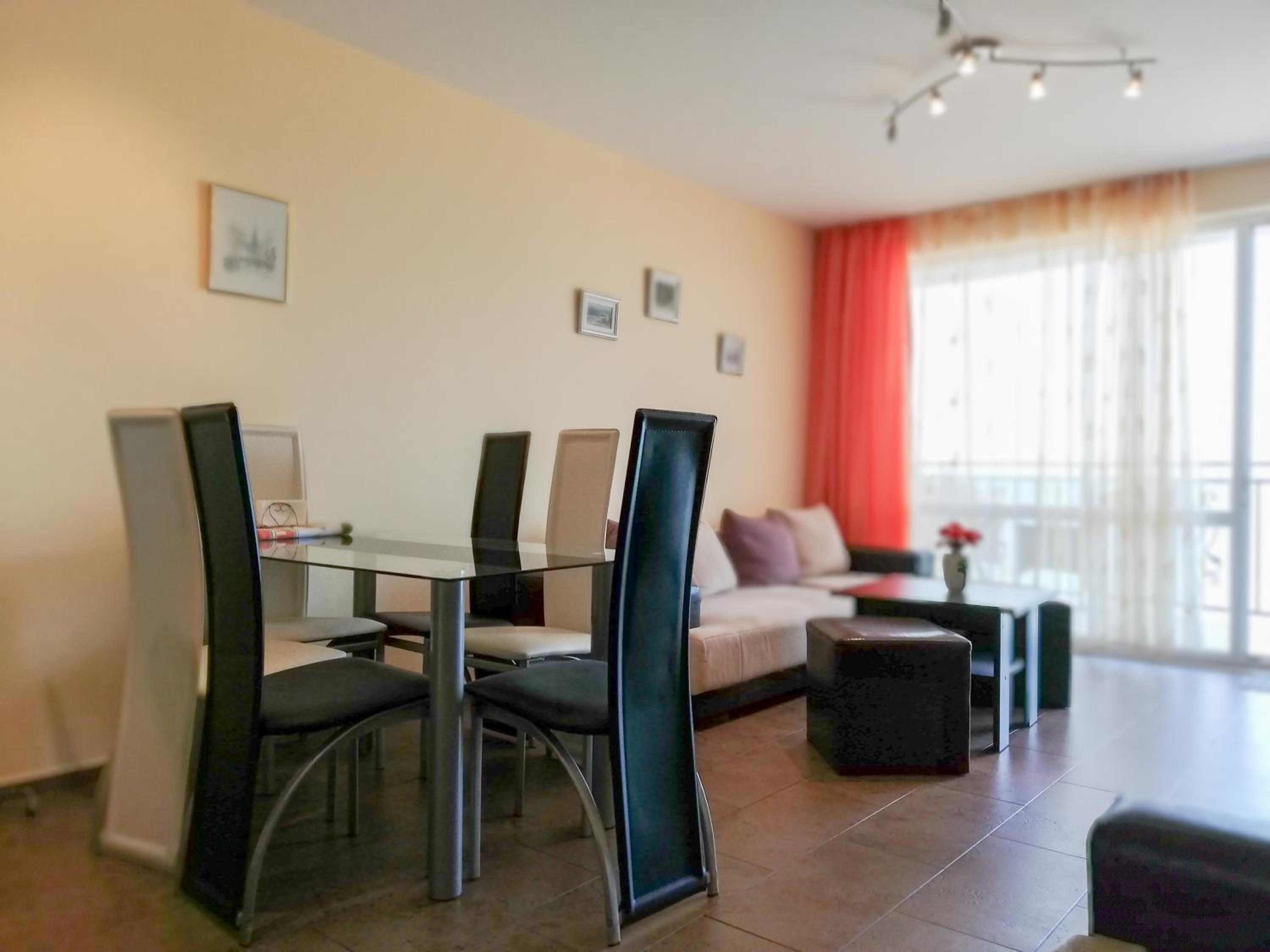 Akra Apartments