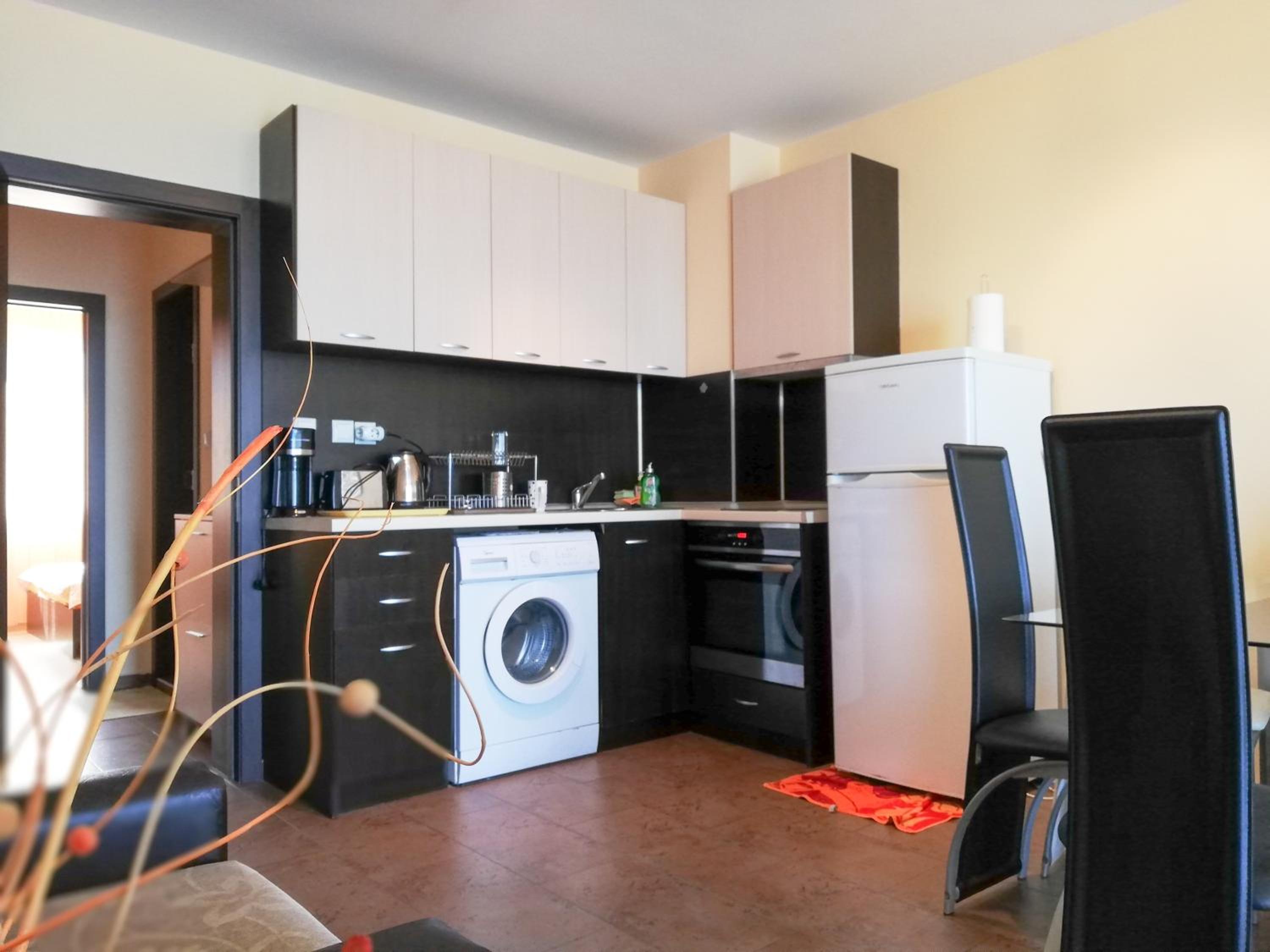 Akra Apartments