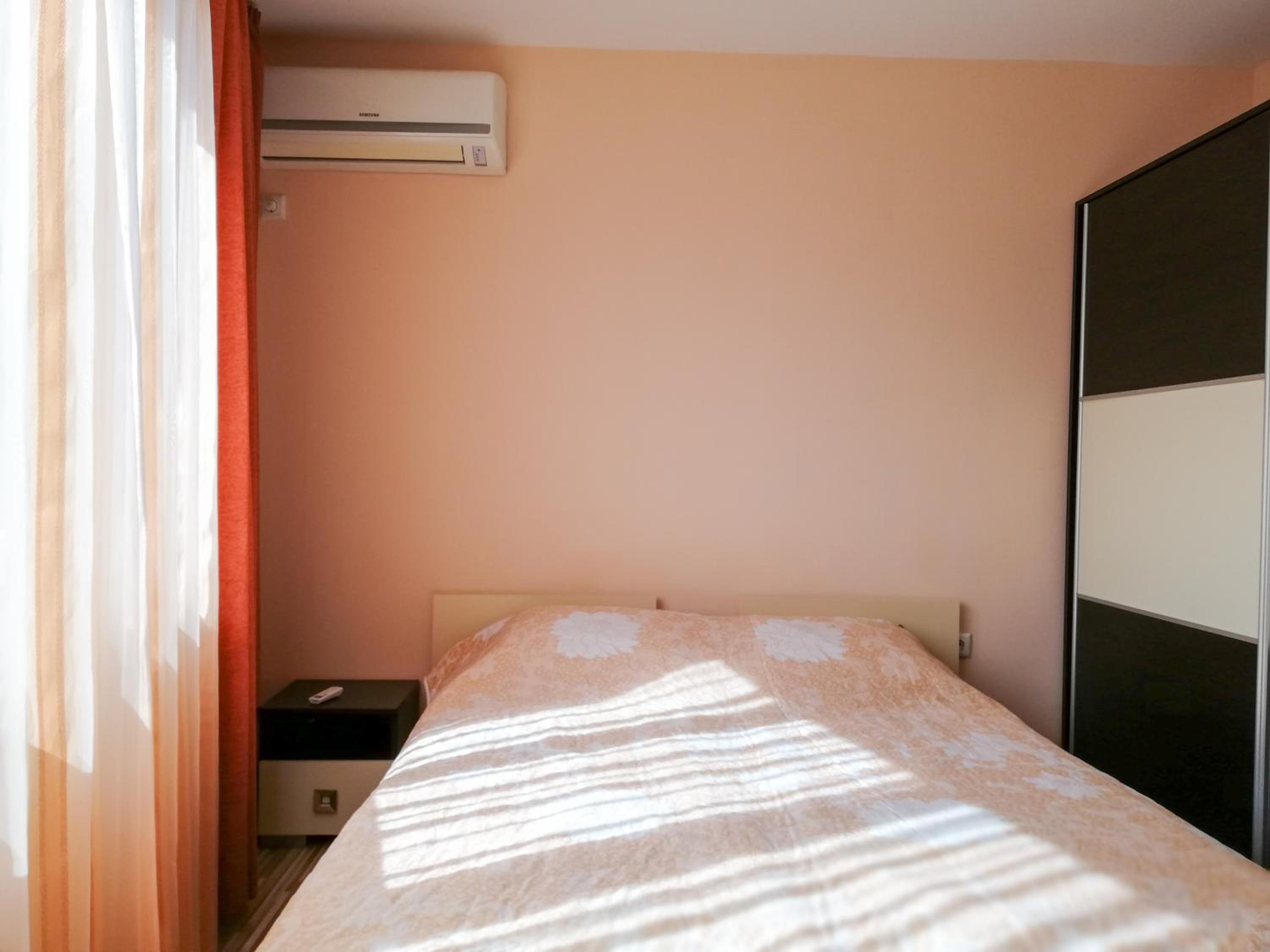 Akra Apartments