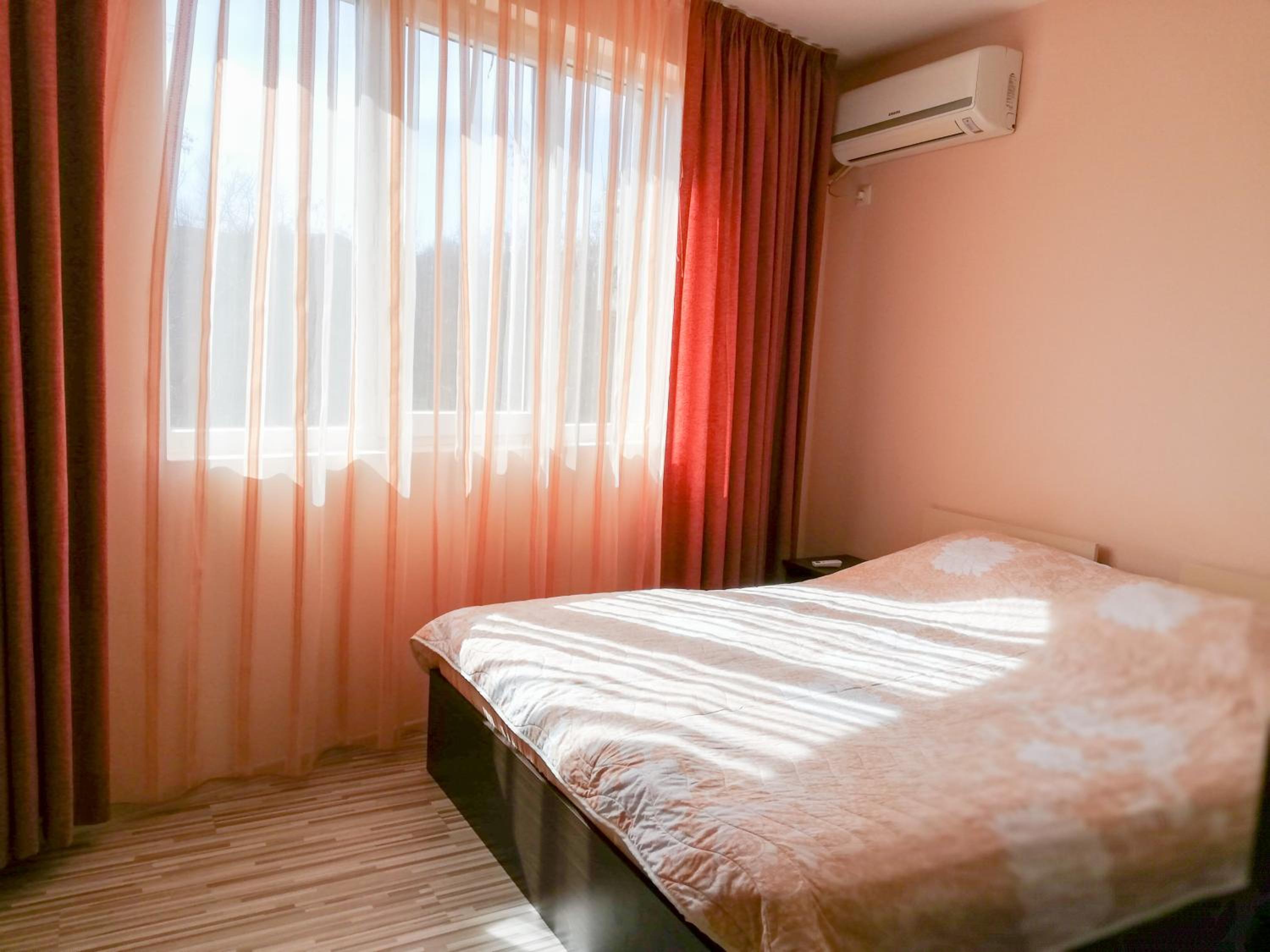Akra Apartments
