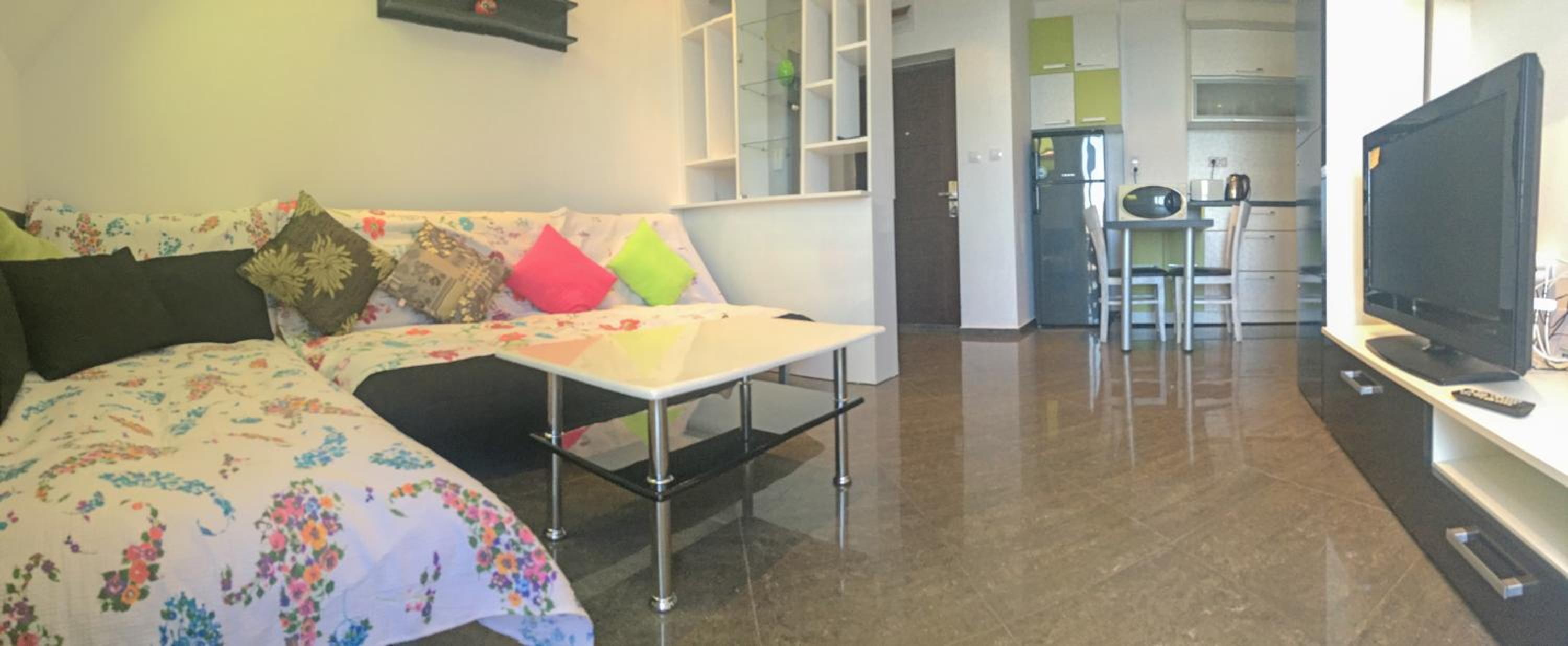 Akra Apartments
