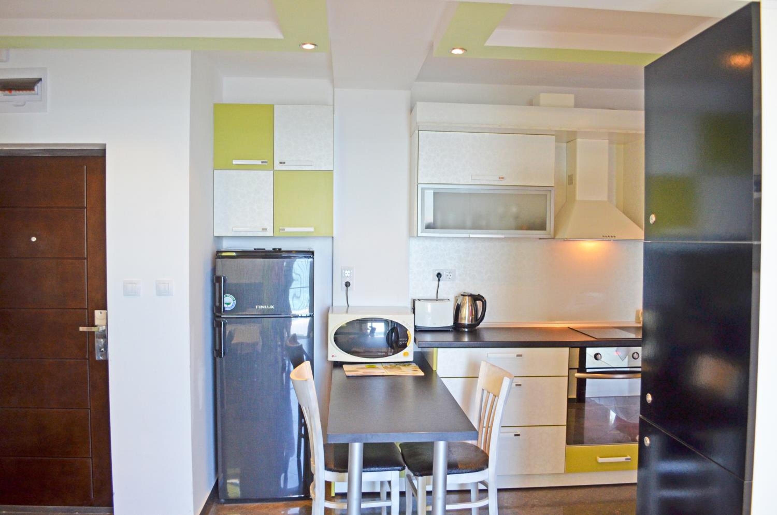 Akra Apartments