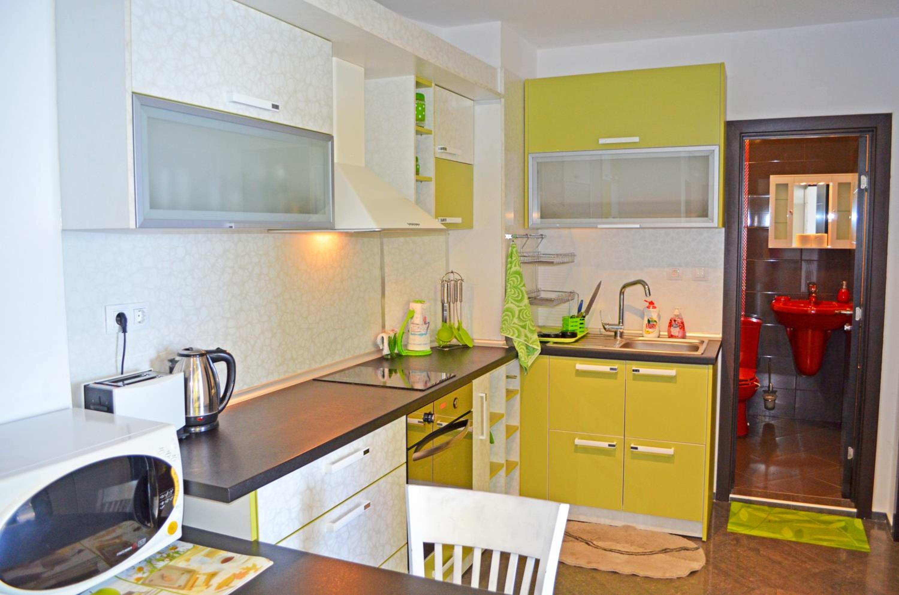 Akra Apartments