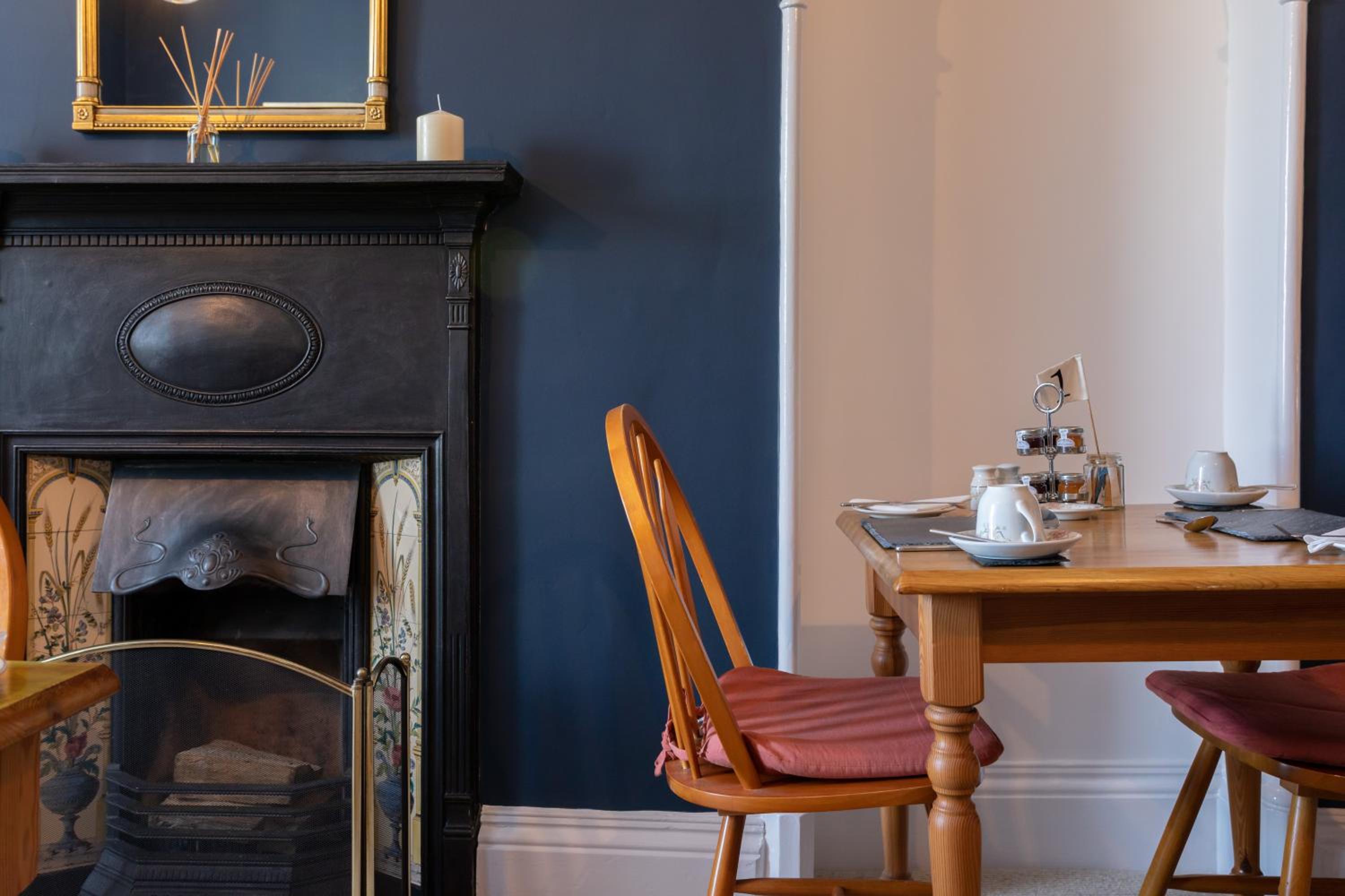 Ashleigh House - Room Only