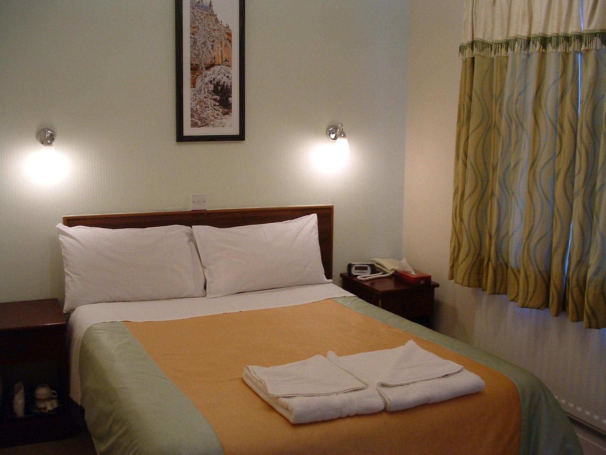 Oxford Vacations - Green Gables Guest House - Property Image 11