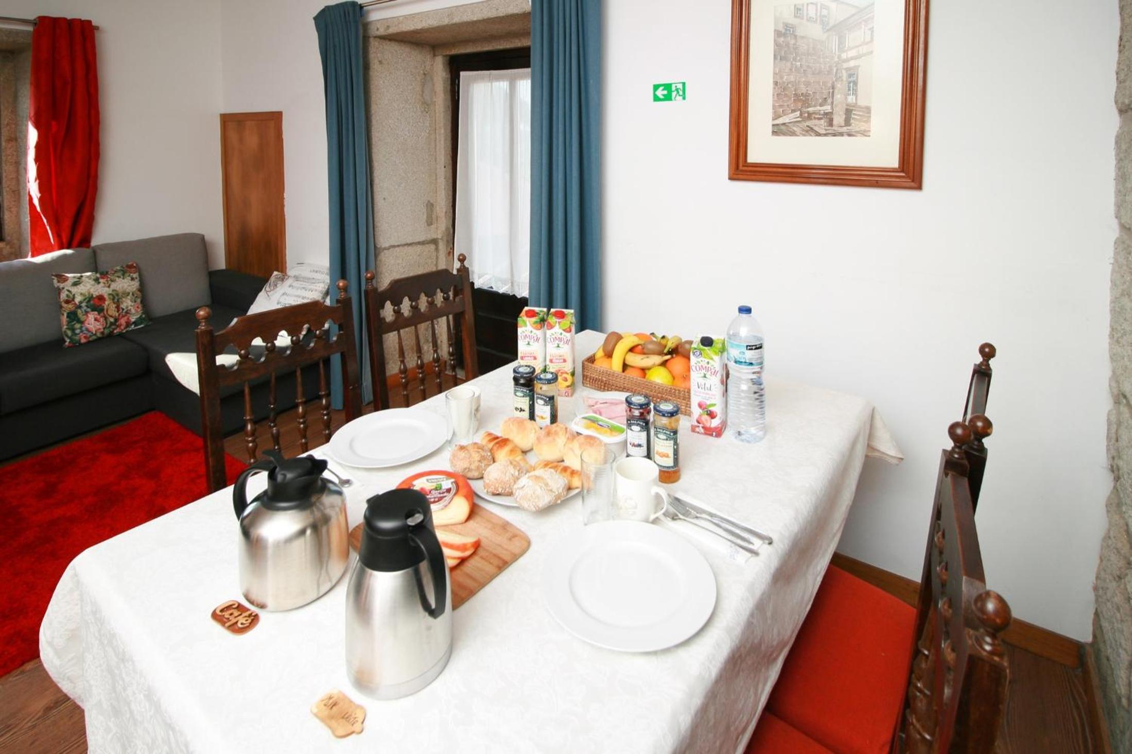 Dias House