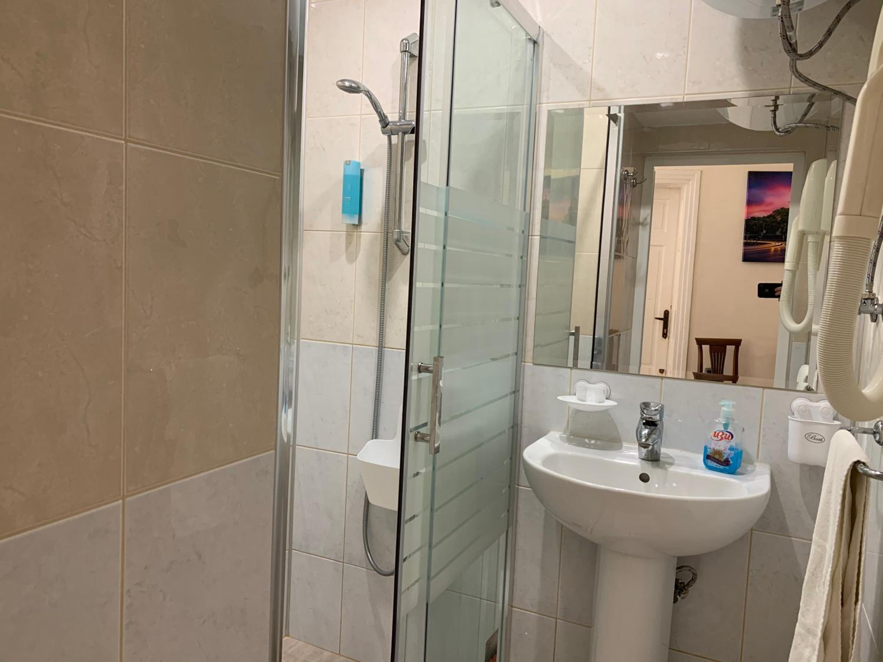 Guest Rooms Donovi
