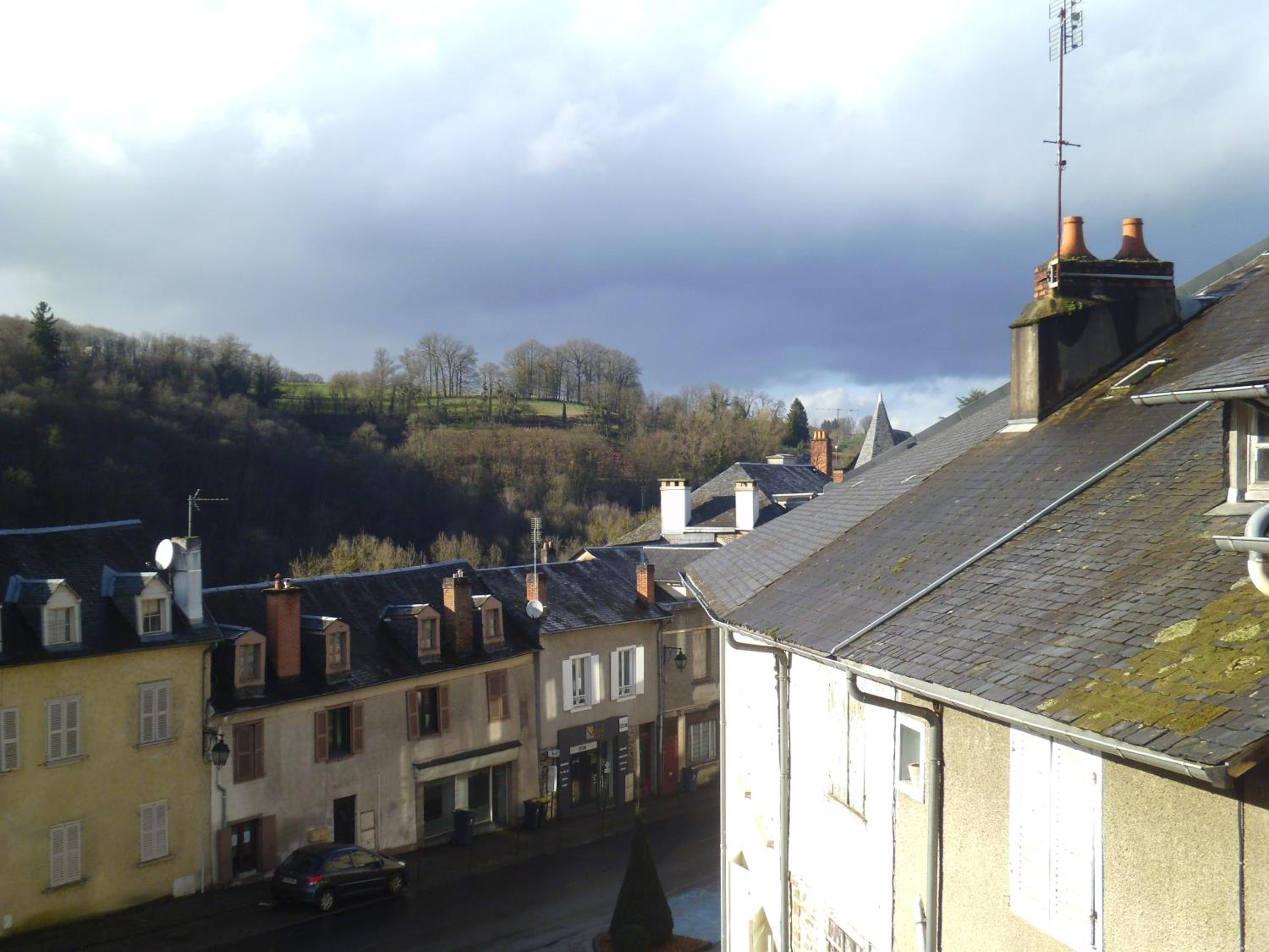 Le trou dans le mur view 2