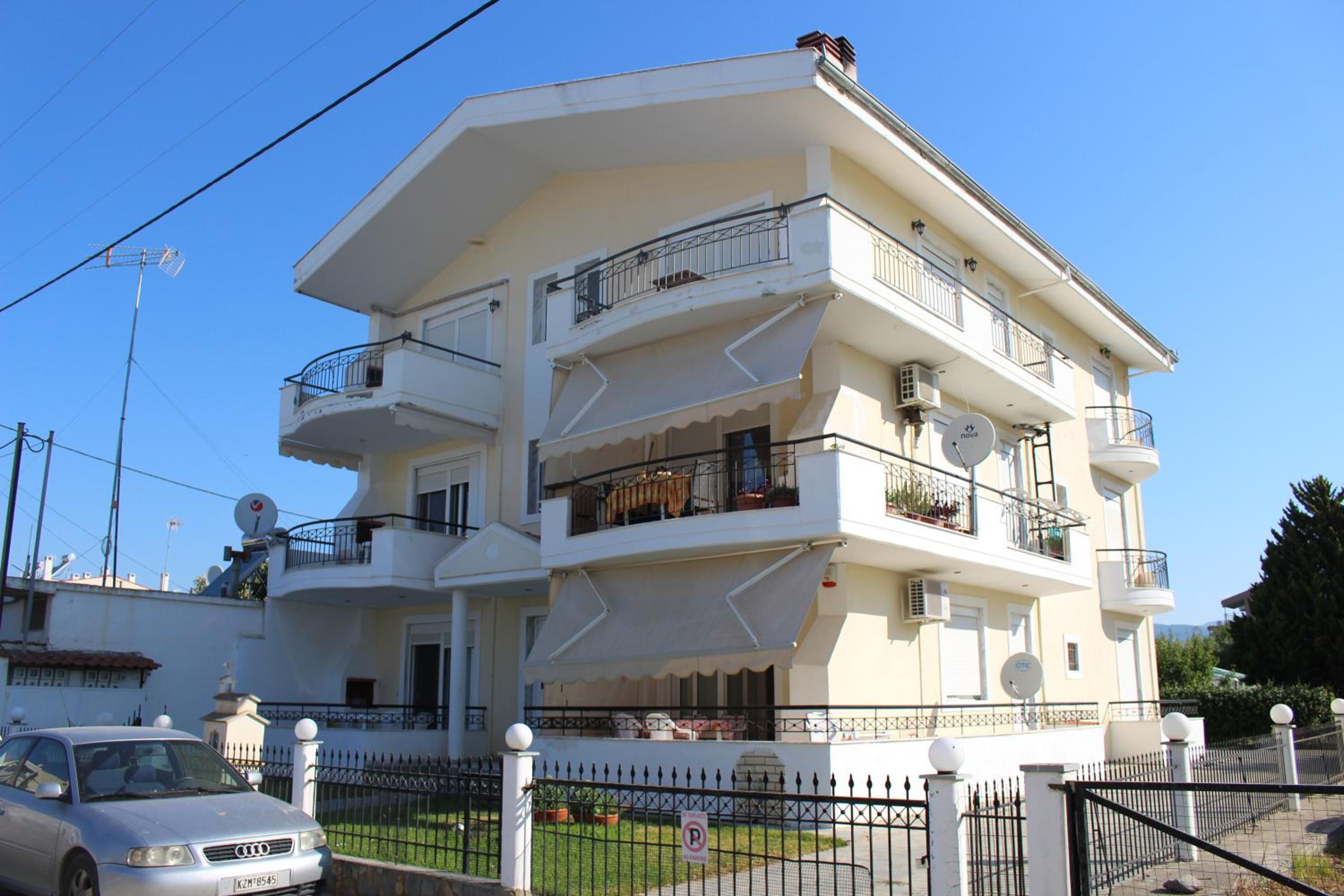 Paralia Ofriniou GR sunrise apartments 3 view 5