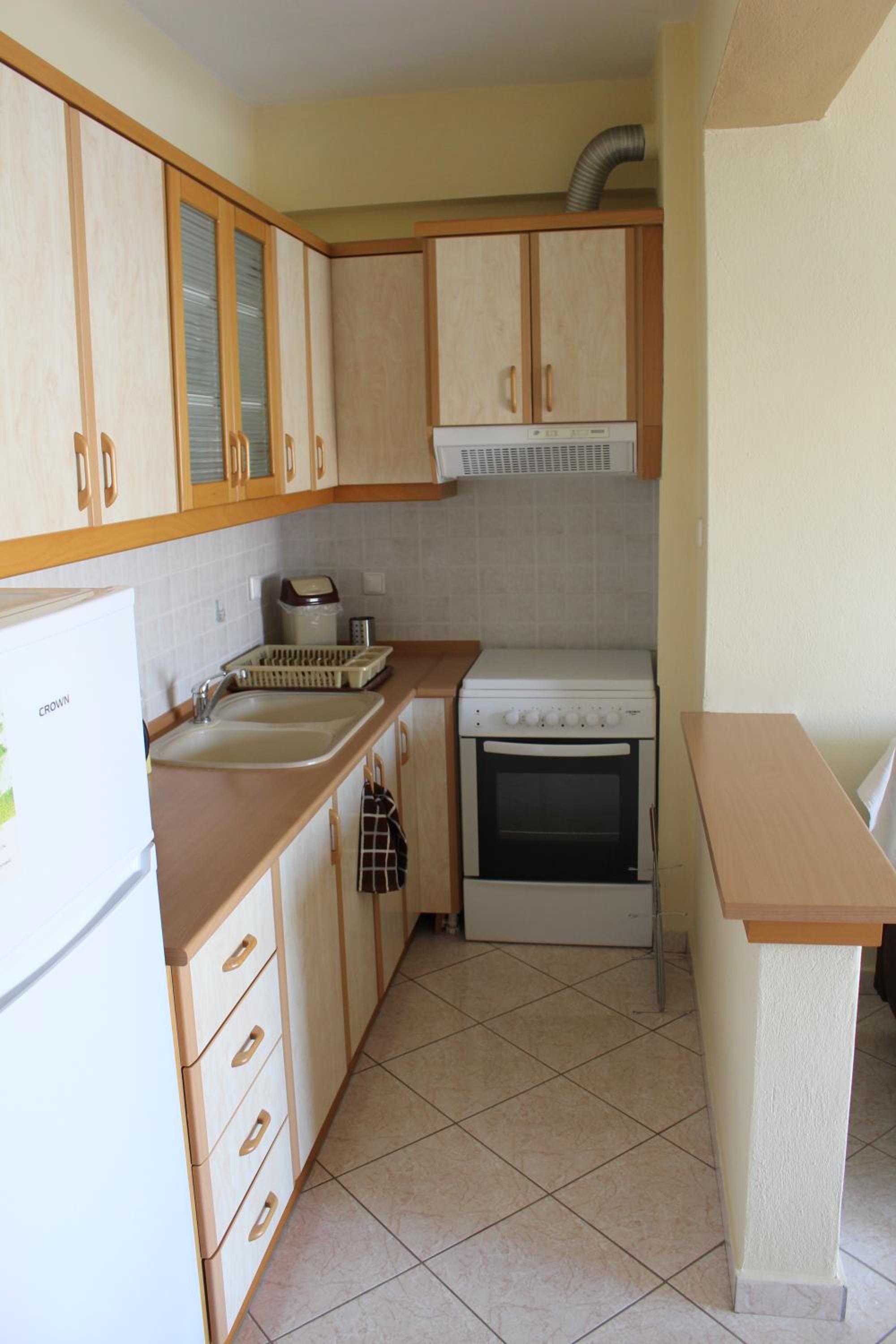 Paralia Ofriniou GR sunrise apartments 3 view 4