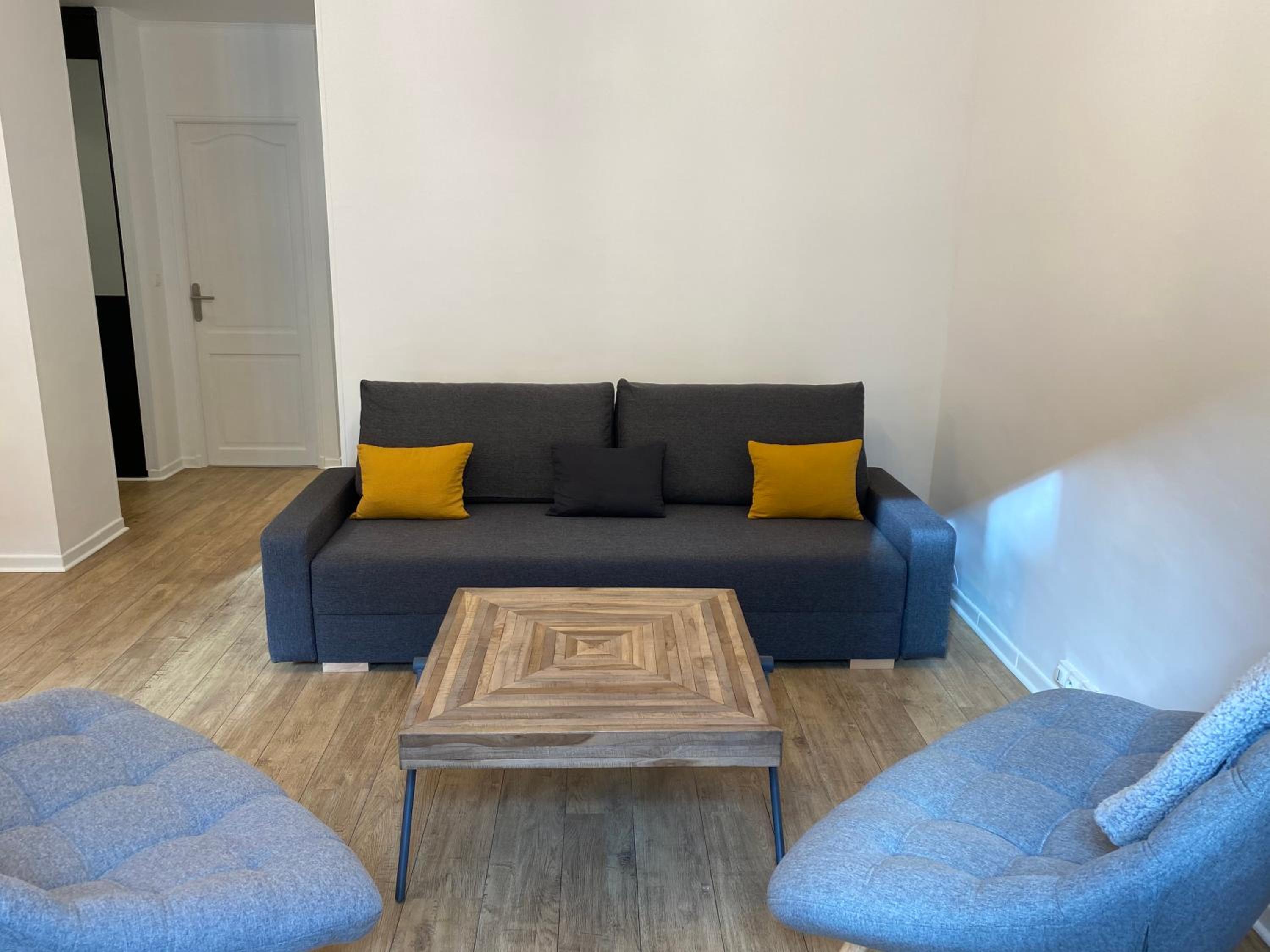 Chic and Cosy apartment close to the port and Garibaldi photo 3