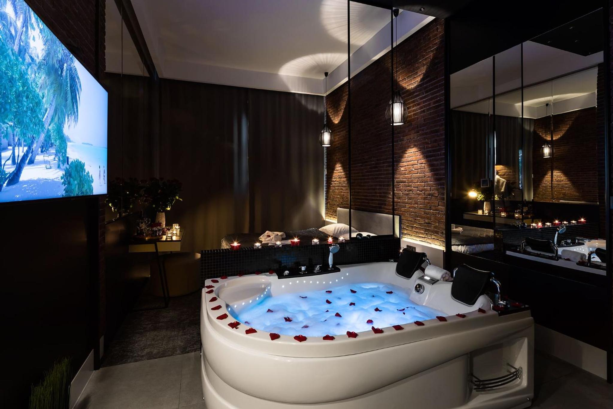 Starowiślna VIP Apartamenty JACUZZI view 3