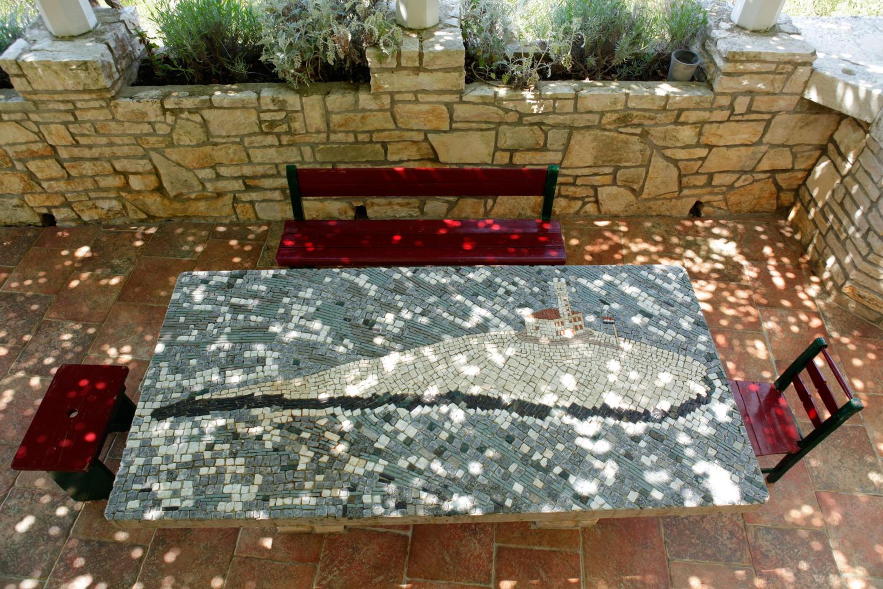 Photo 26