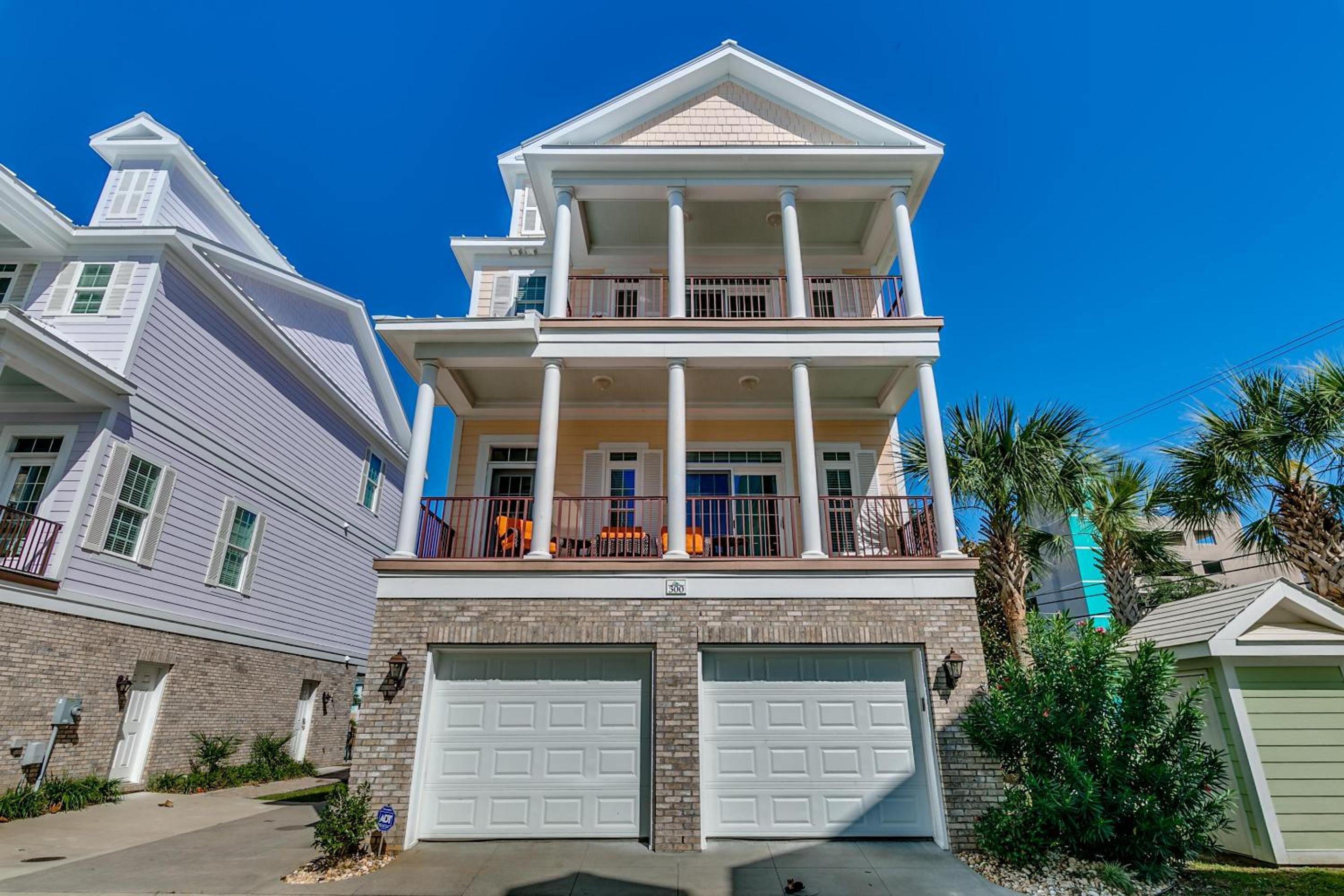 Sands Beach House 300 in Myrtle Beach, US
