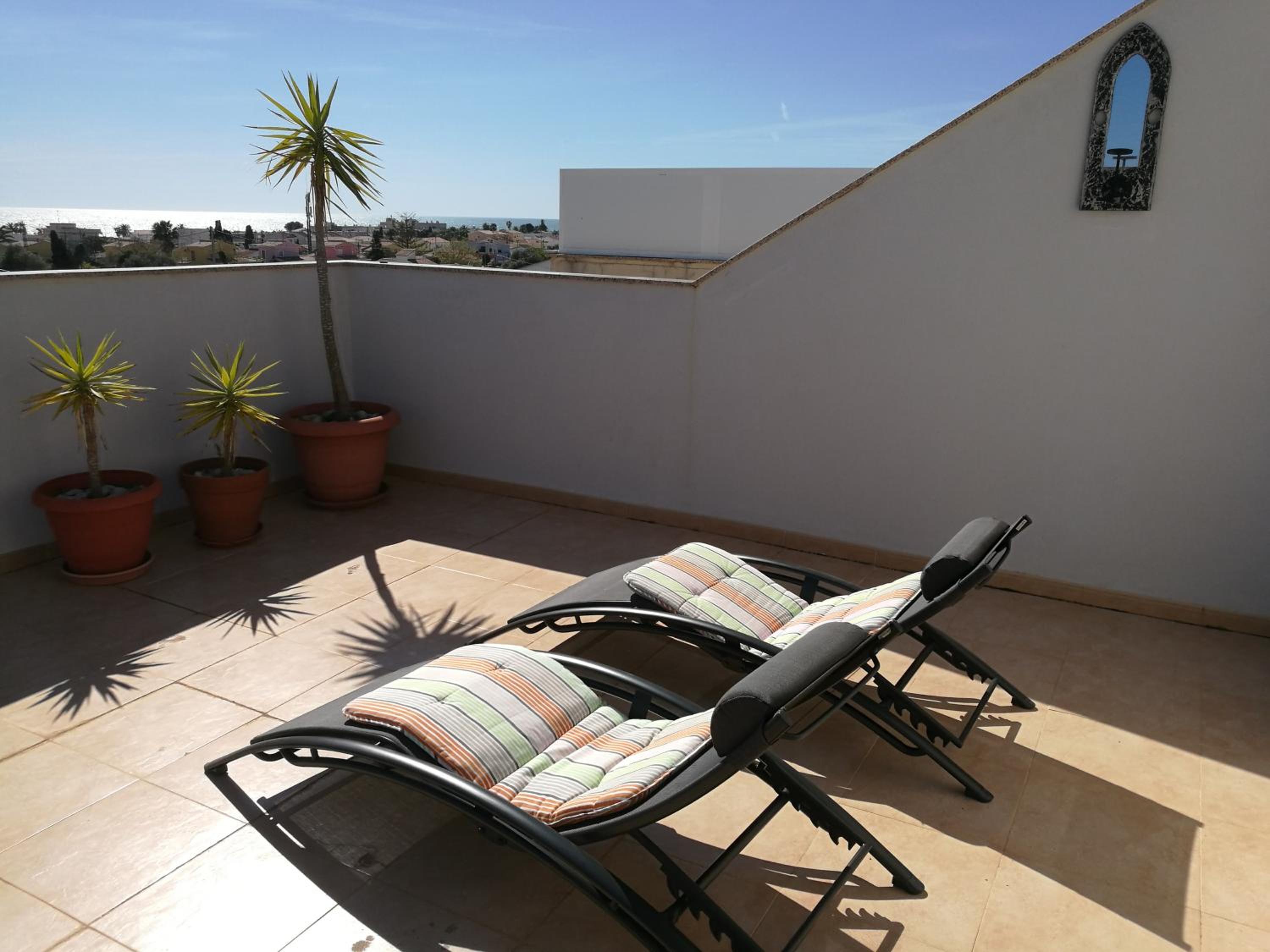 Apartamento con piscina y terraza con vista al mar photo 1
