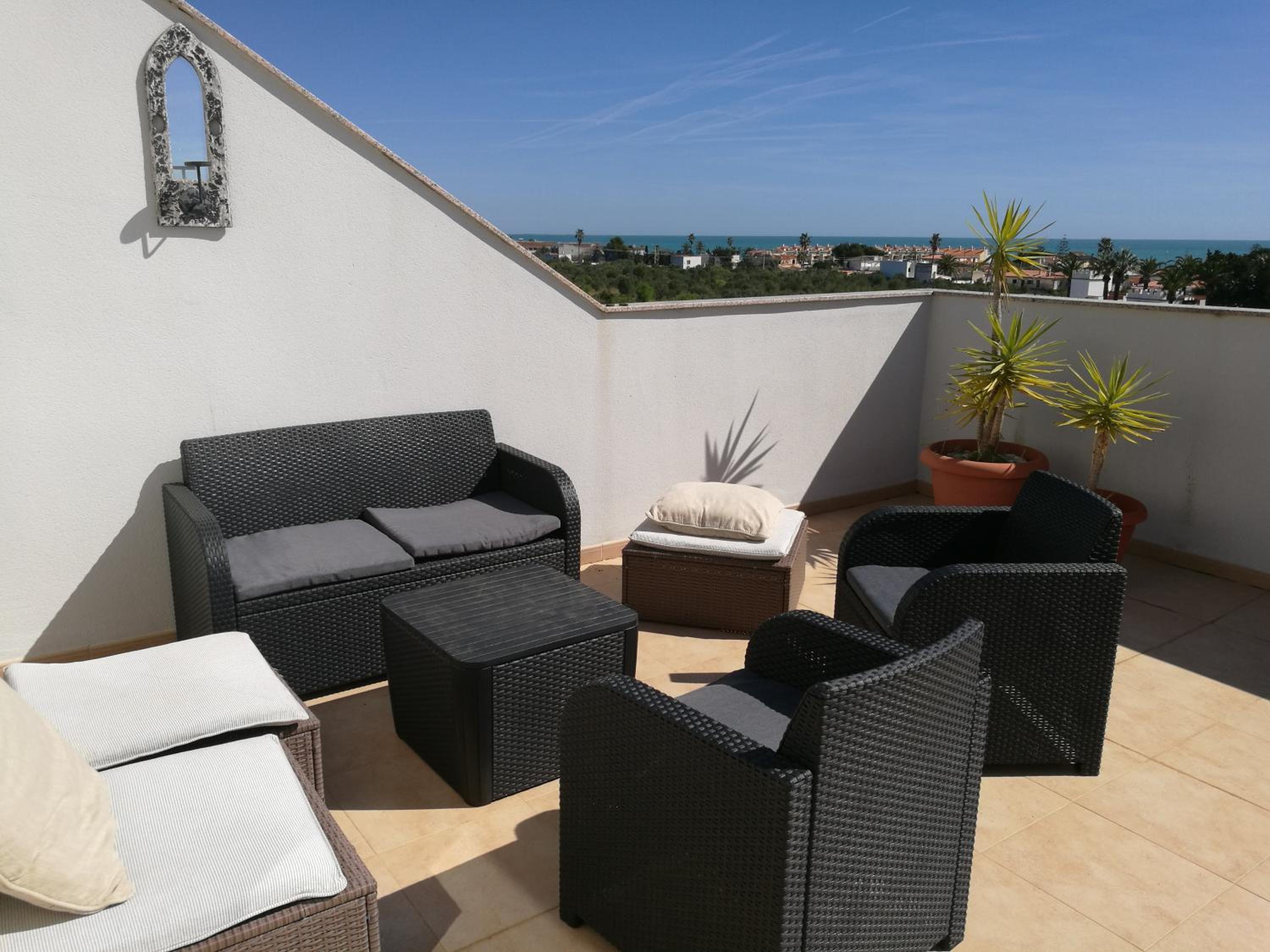 Apartamento con piscina y terraza con vista al mar photo 2