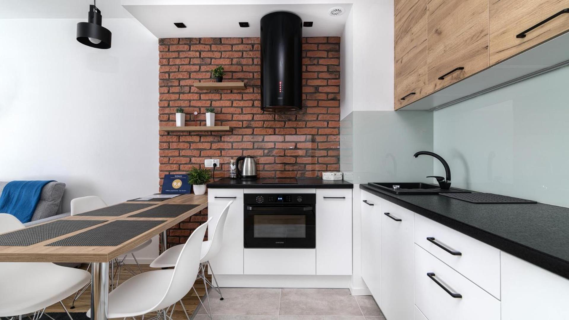 Lucky - BillBerry Apartments