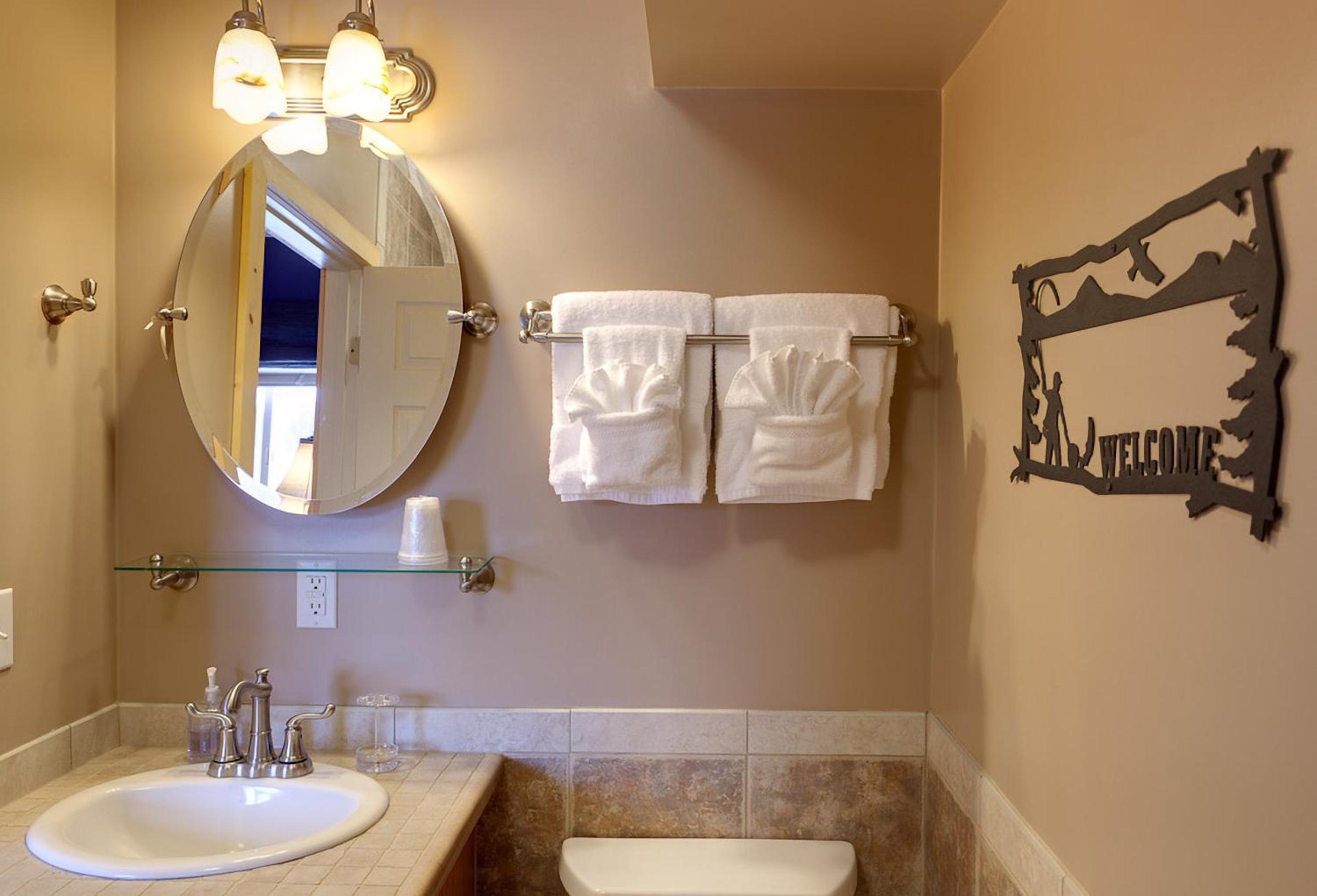 Sea Parrot Inn - Property Image 2