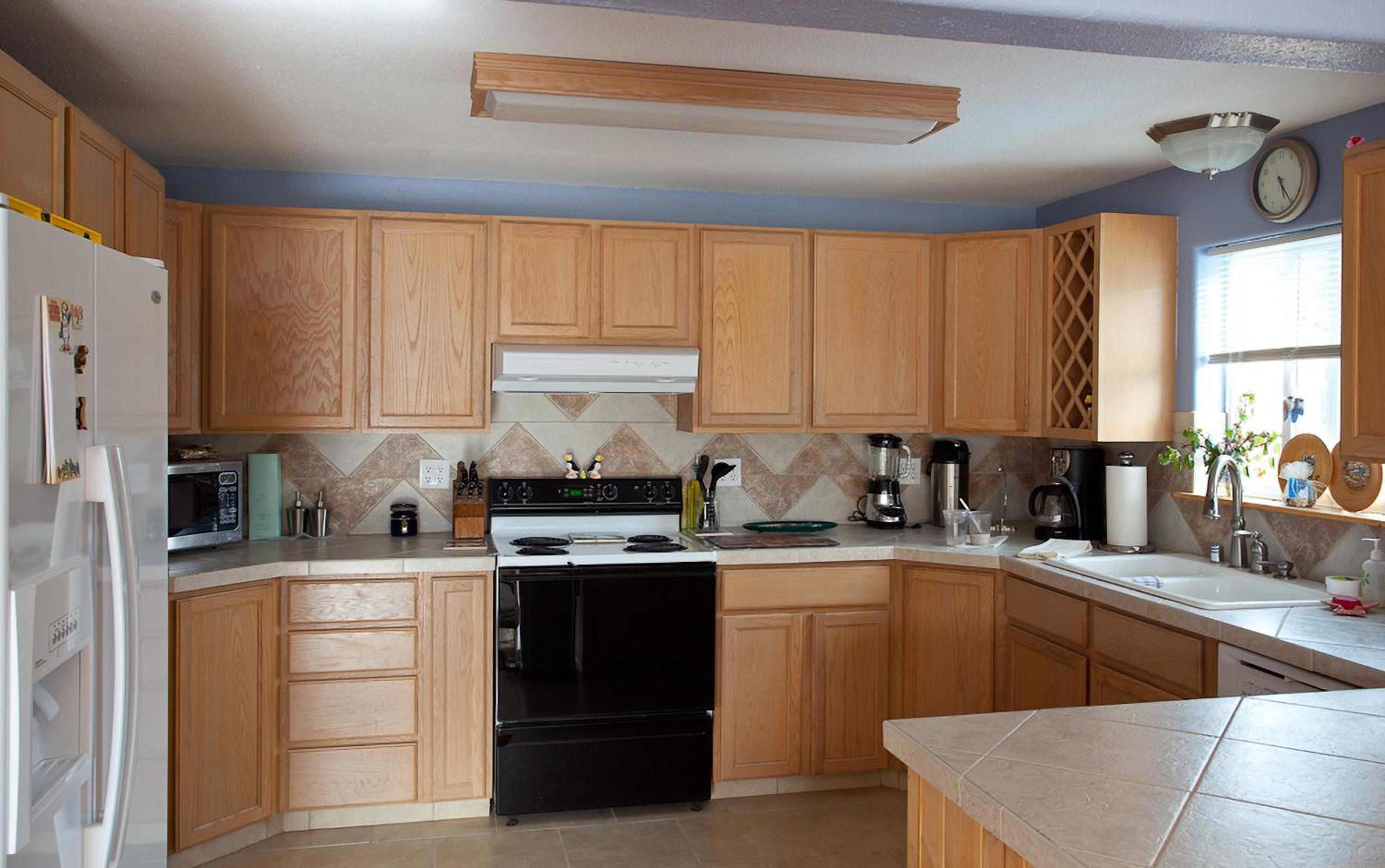 Sea Parrot Inn - Property Image 7