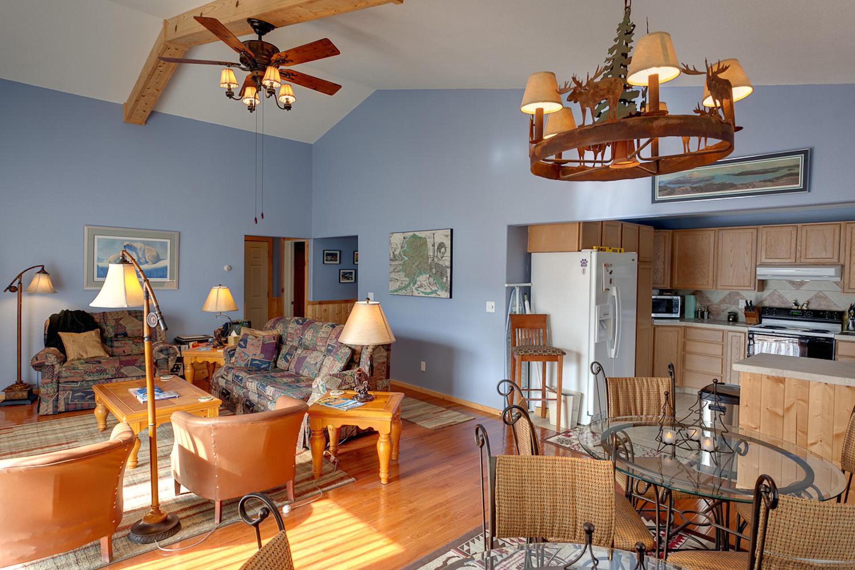 Sea Parrot Inn - Property Image 9