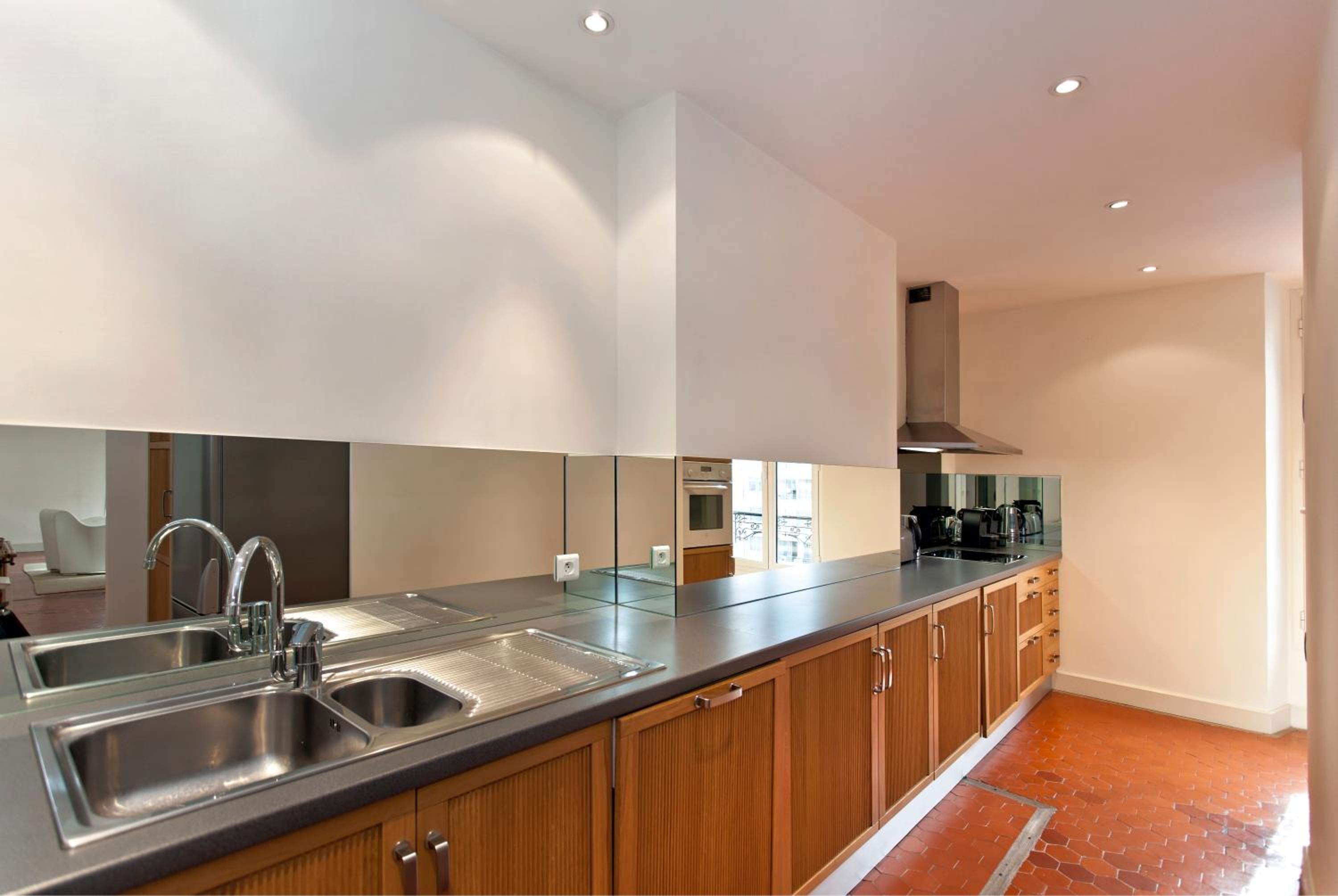 Apartment between Croisette and rue d'Antibes photo 2