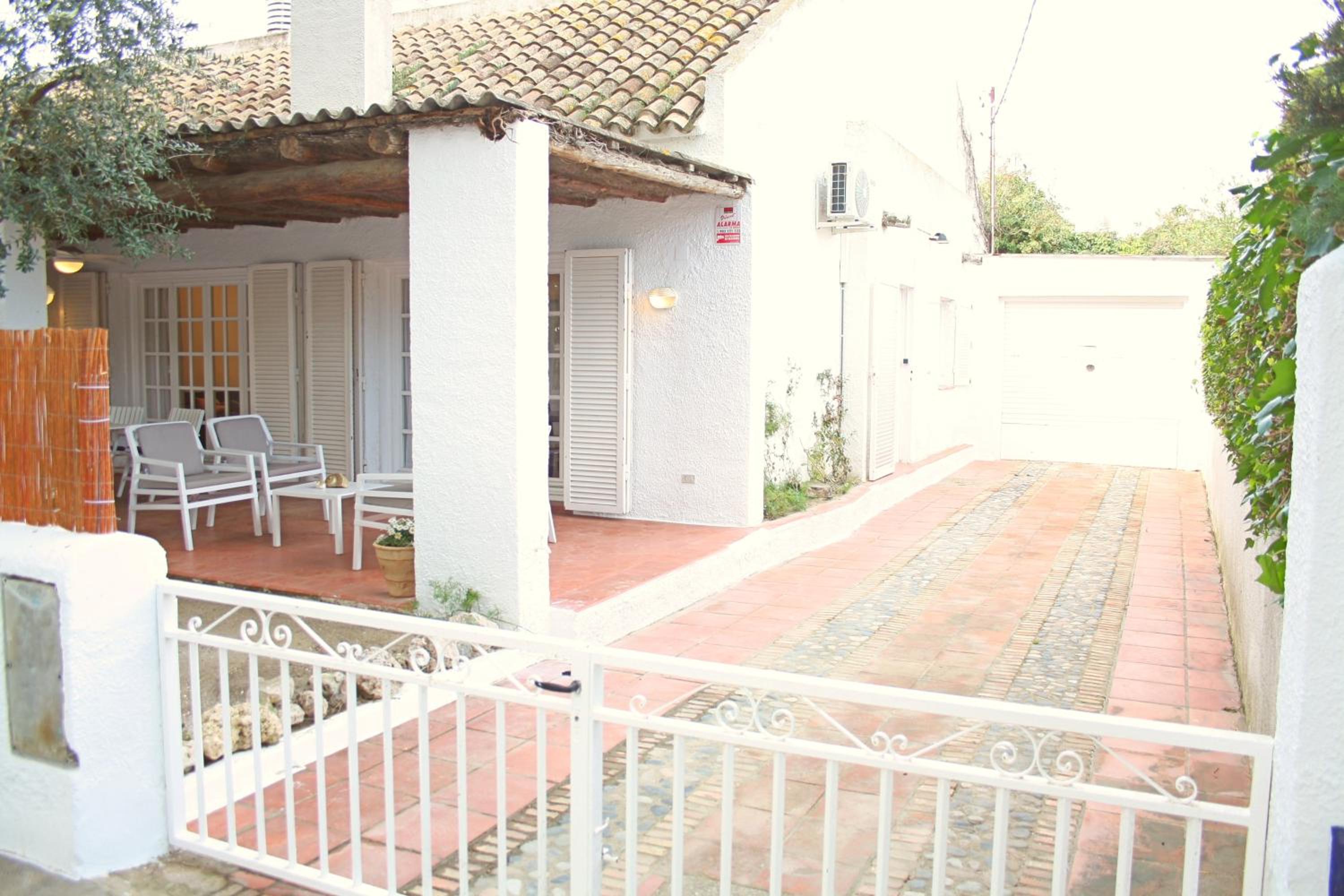 Cozy marine & spa villa view 4