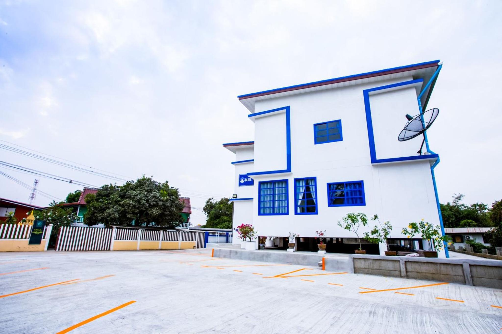 hotel building