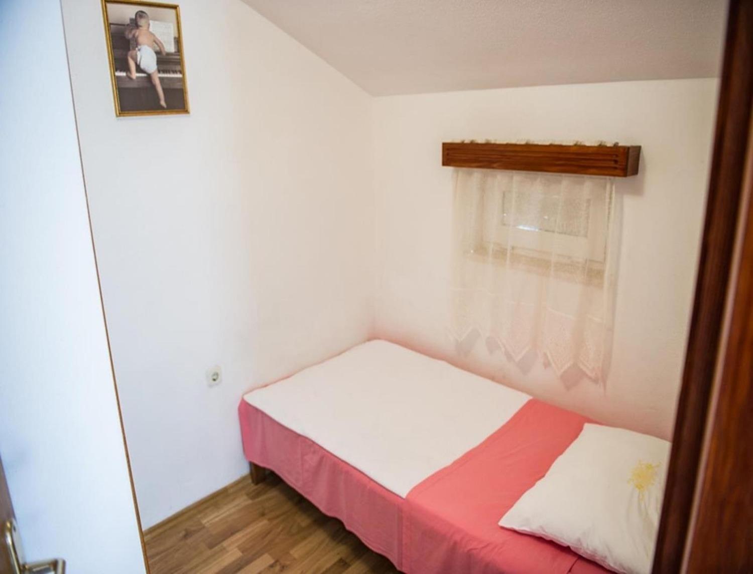 Apartments Zdrave-with parking