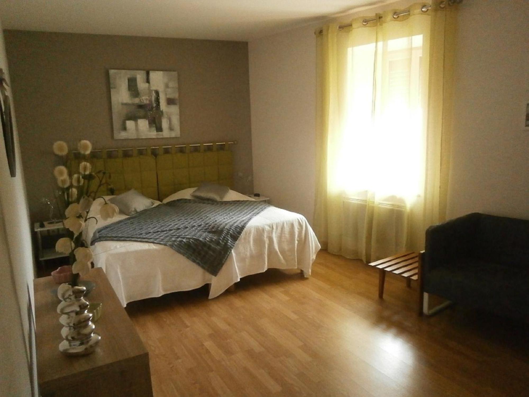 Logis Saint Martin view 3