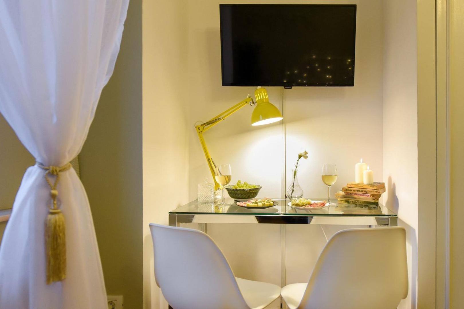 Luxury Central - Old Town Studio