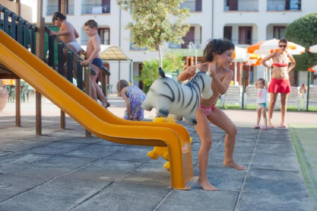 children's play area