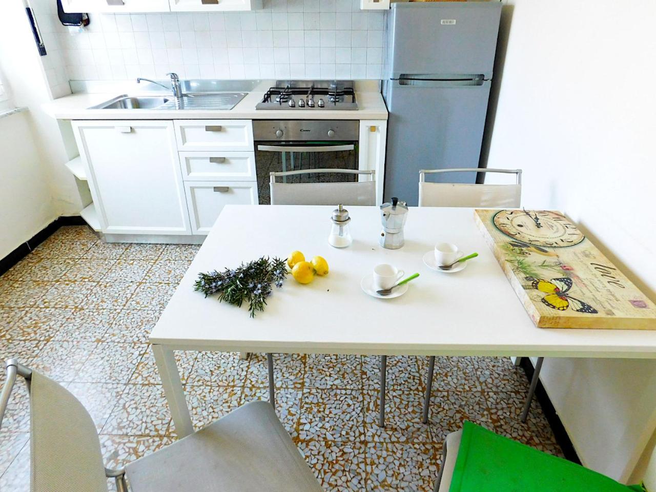 Villa unifamiliare con posto auto!