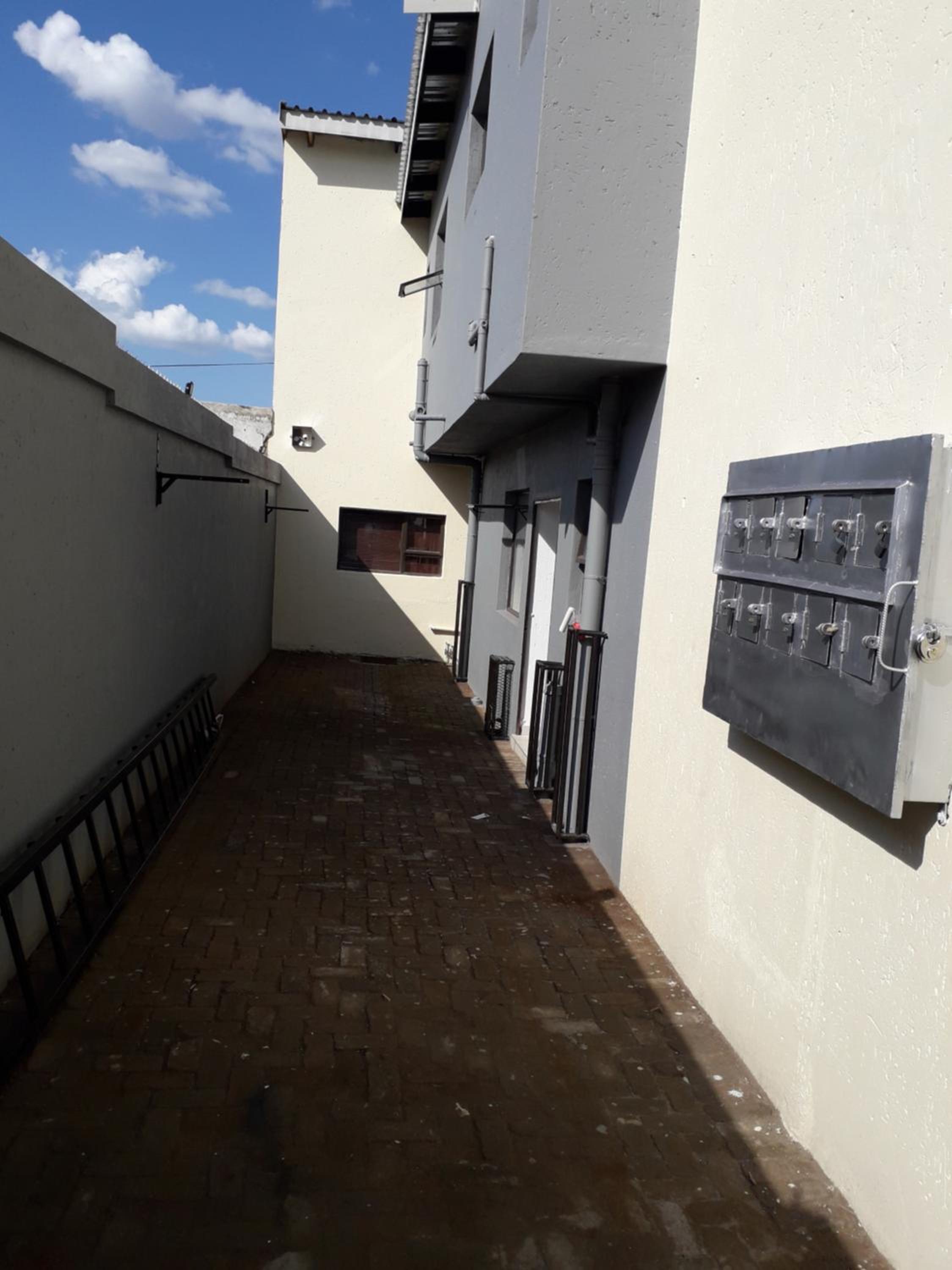 outdoor BBQ area