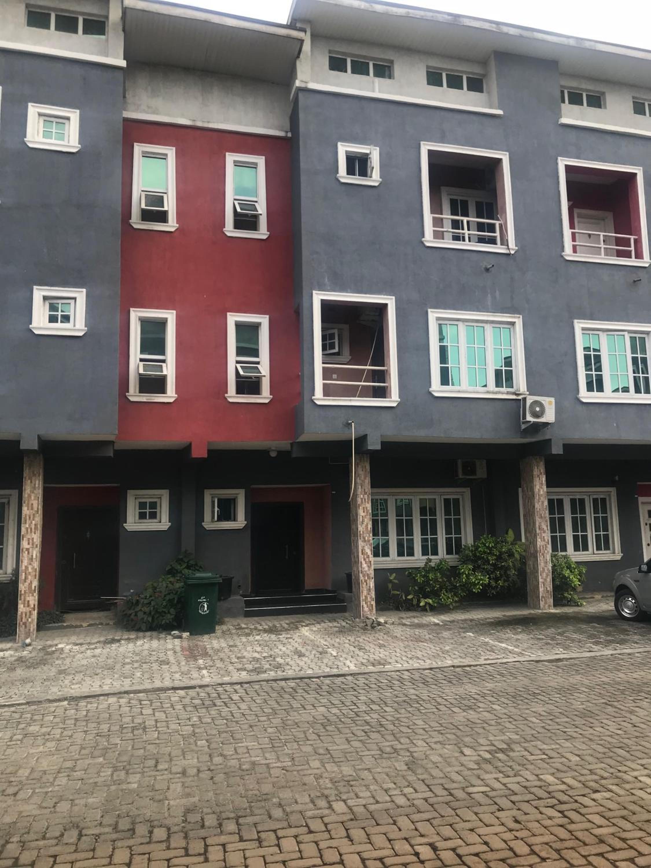 Chevron VIP Studio Apartment