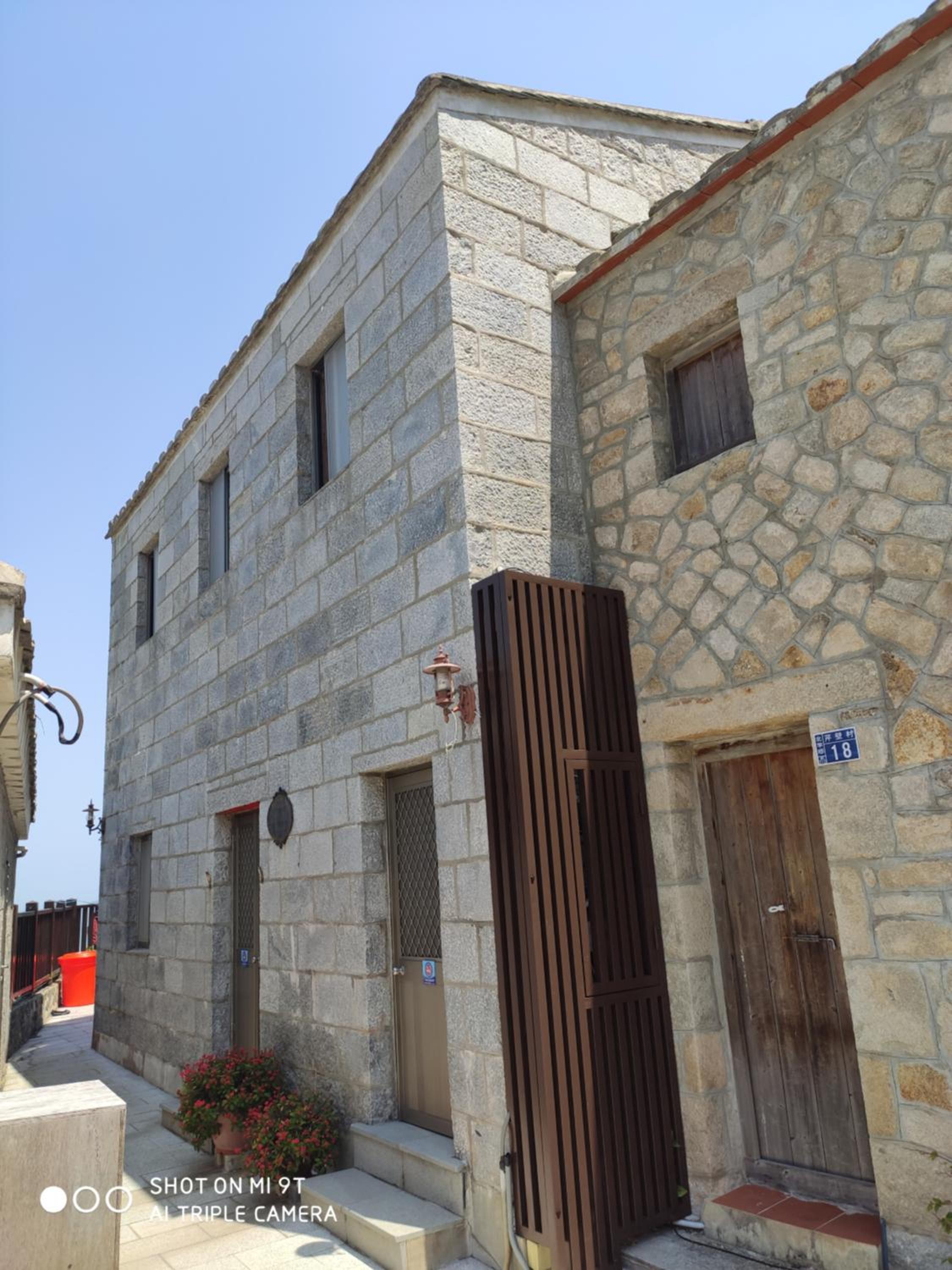 Photo 20
