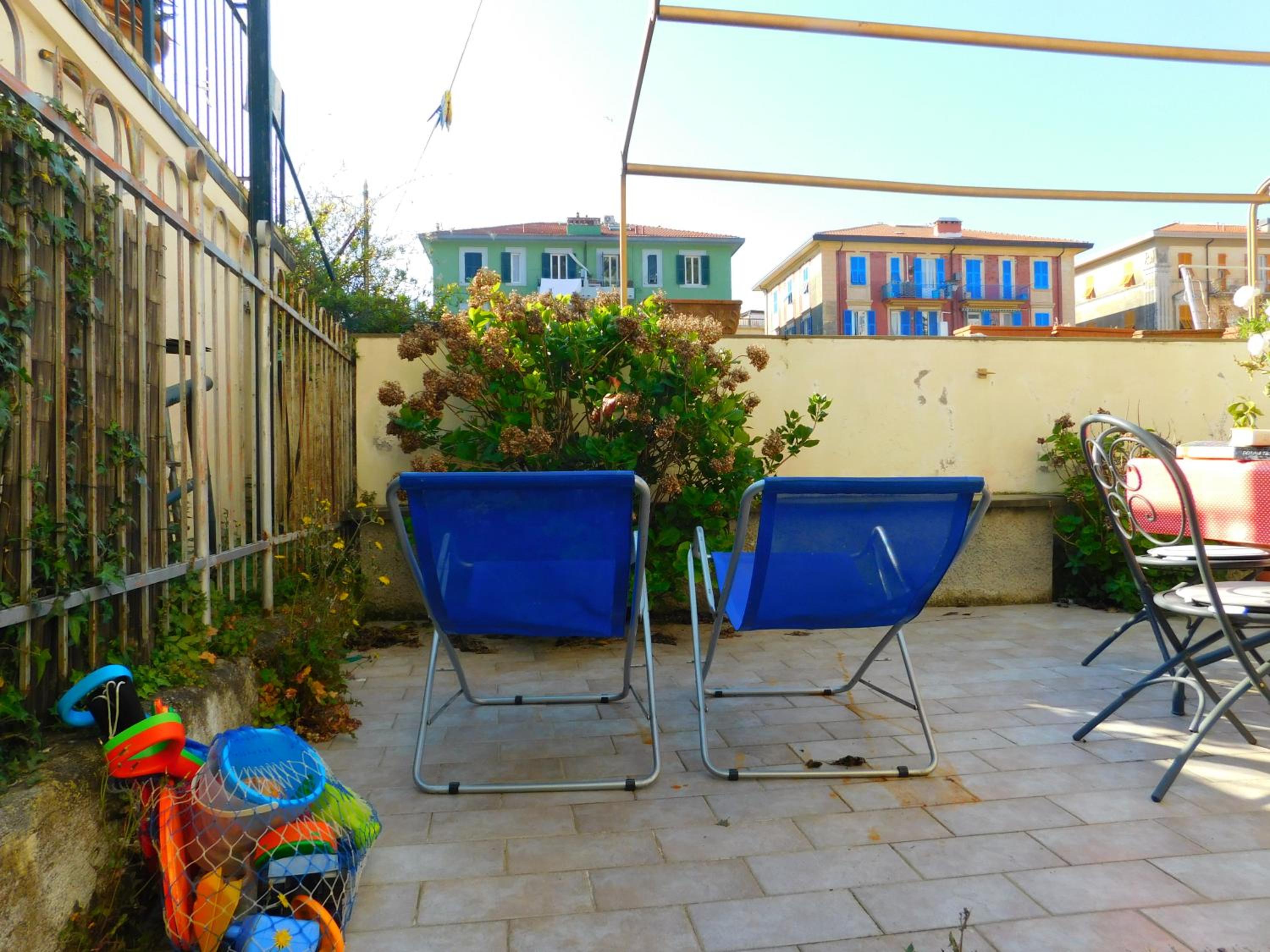 Bilocale con terrazza view 4