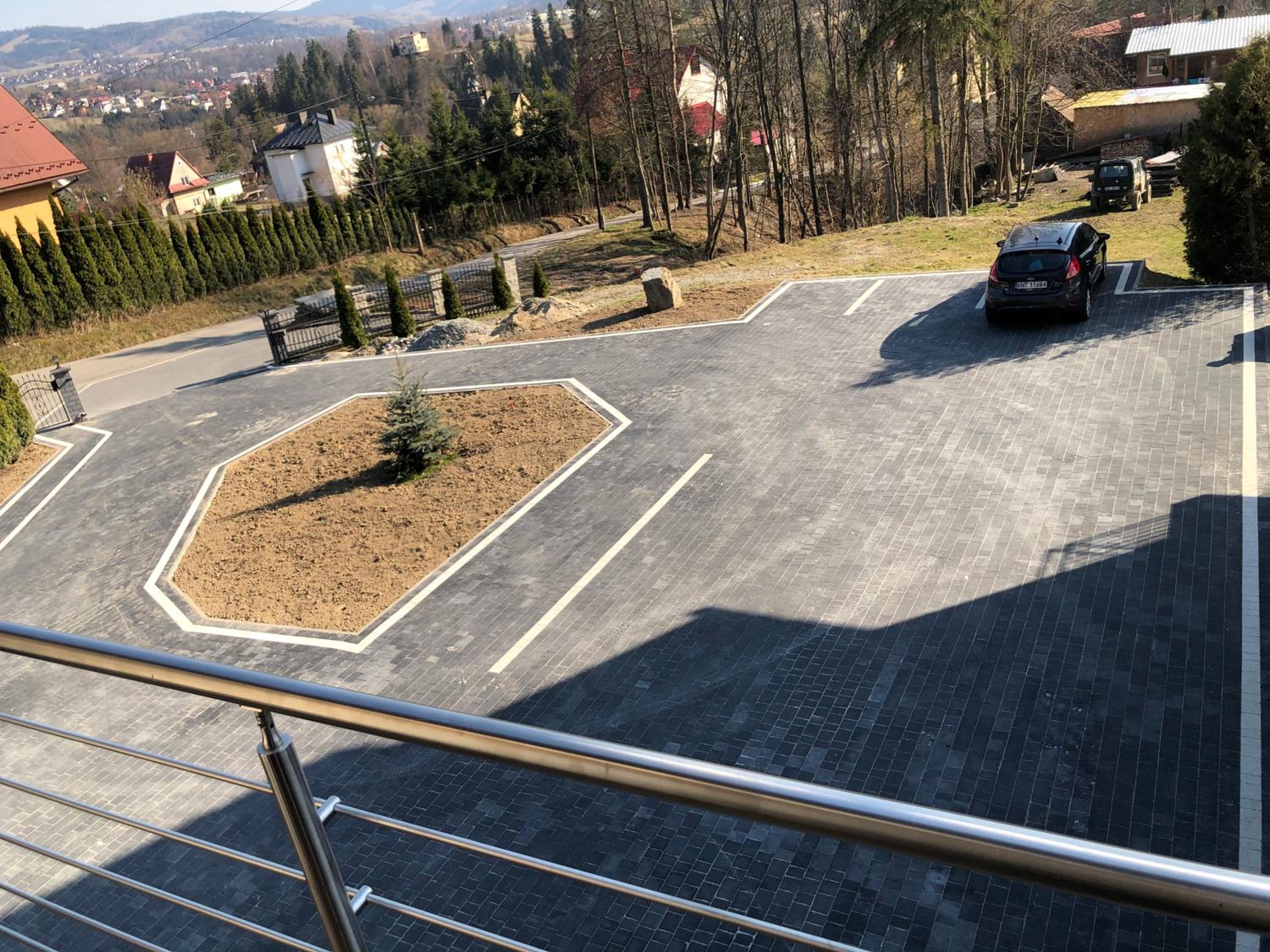 Silver Residence view 3